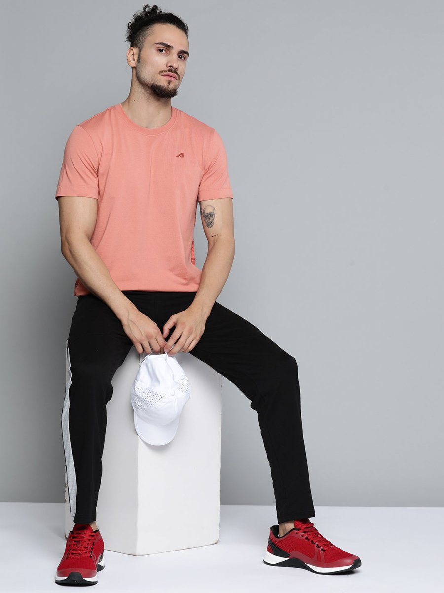 Alcis Men Dusty Pink Solid Slim Fit Gym T-shirt | Swadesiicart