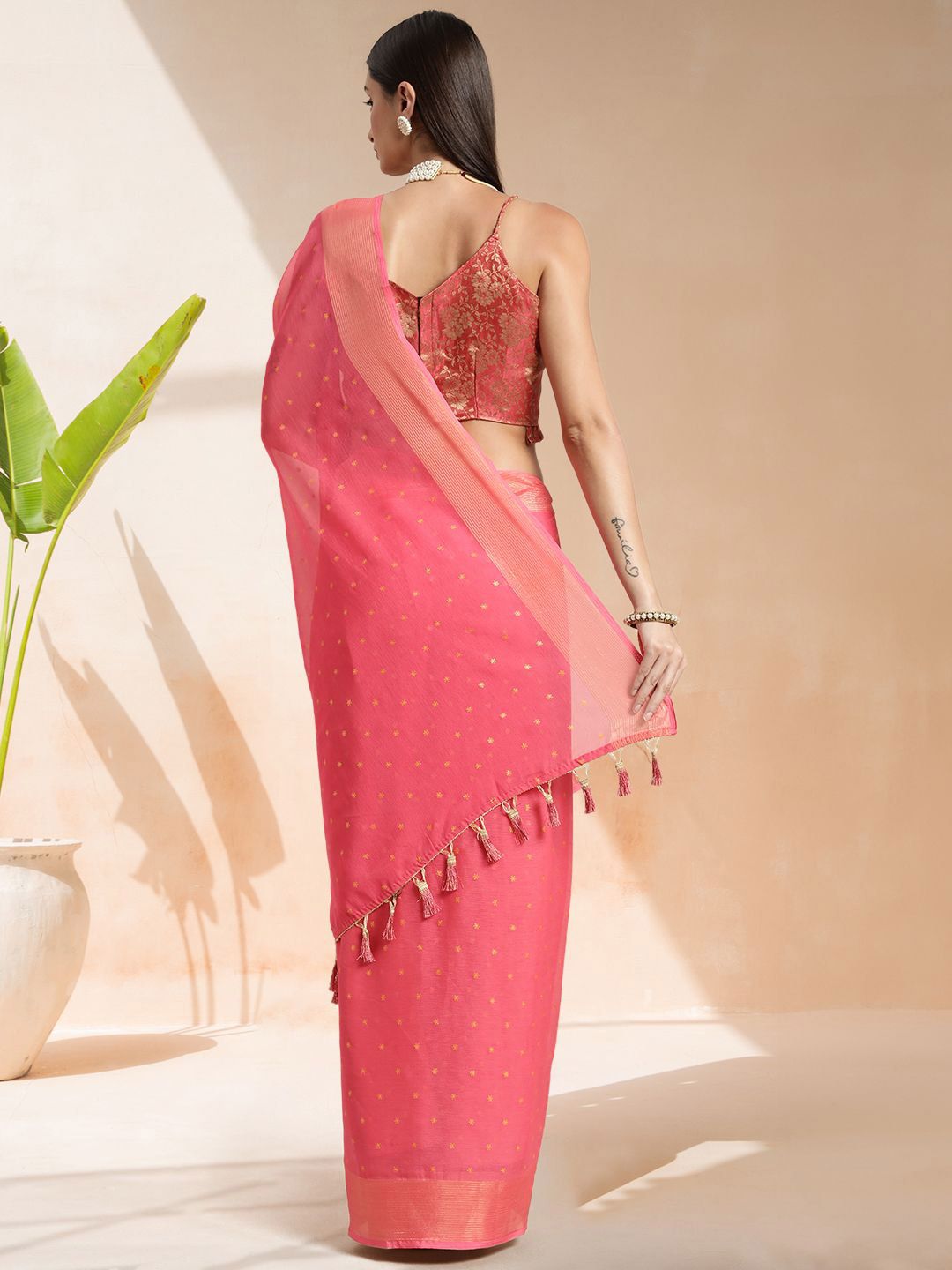 Mitera Floral Printed Ready to Wear Saree | Swadesiicart