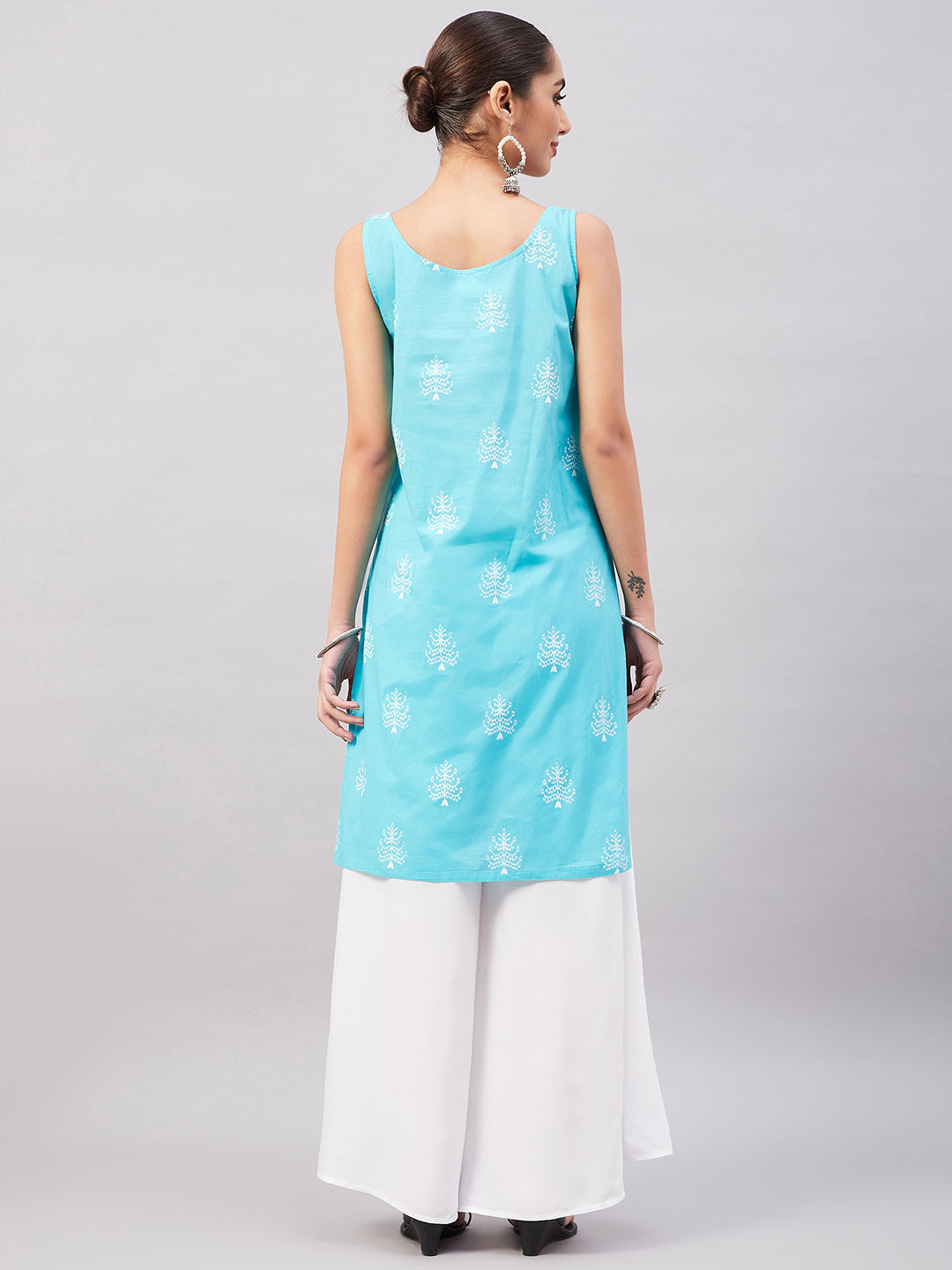 InWeave Women's Sea Blue Print Straight Kurta Palazzo Set - Swadesiicart