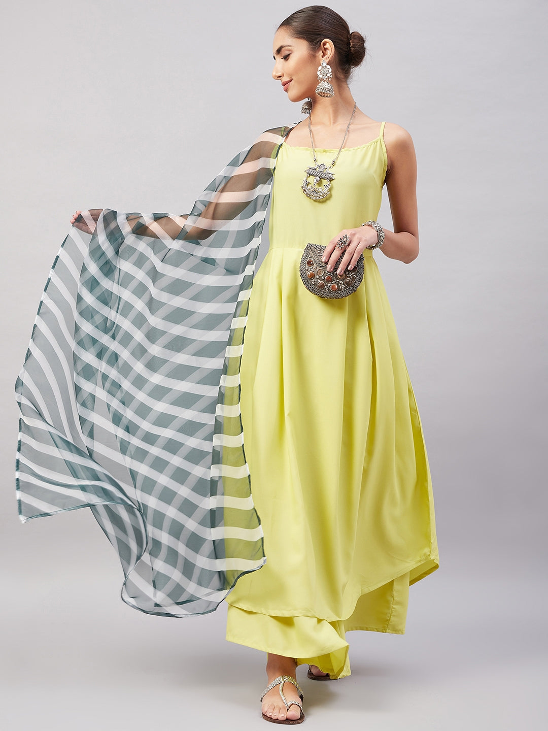 InWeave Women's Summer Yellow R Strappy Kurta Set With Green Leh Dupatta - Swadesiicart