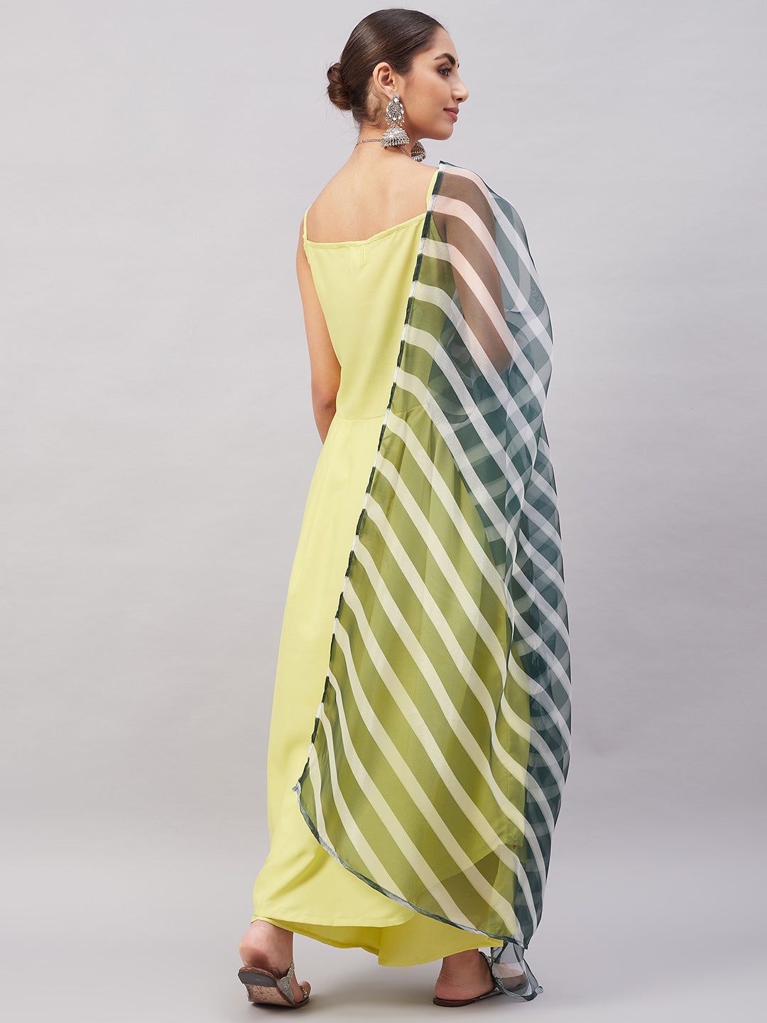 InWeave Women's Summer Yellow R Strappy Kurta Set With Green Leh Dupatta - Swadesiicart