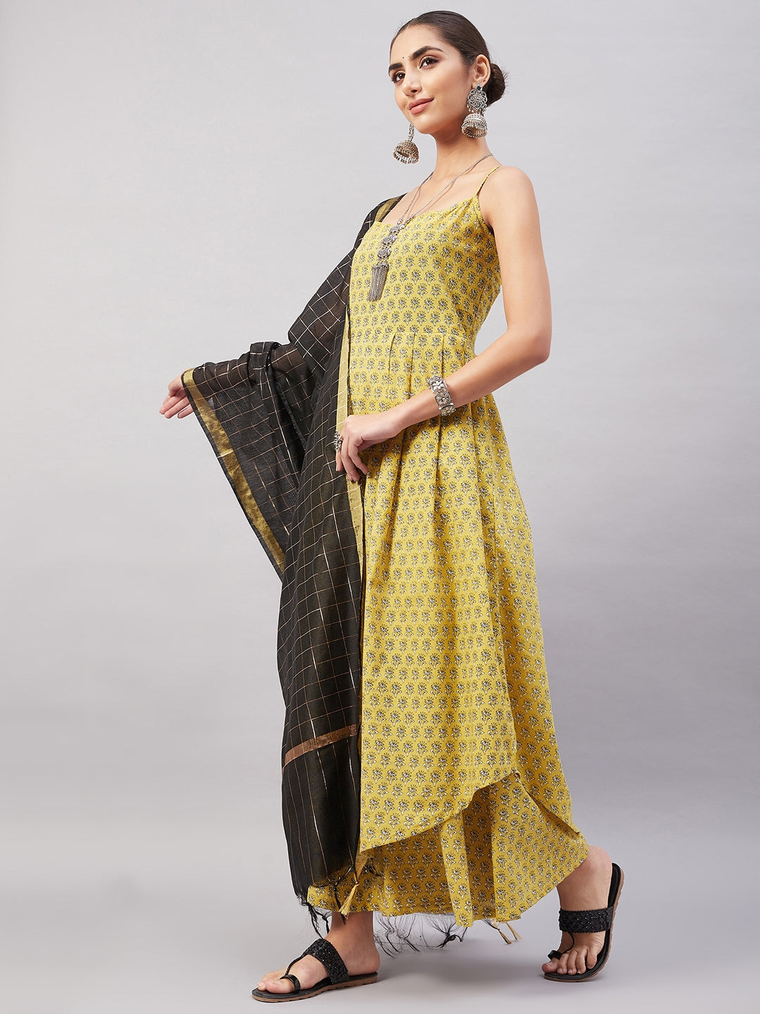 InWeave Women's Yelllow Floarl Print Strappy Set W Black Gold Check Dupatta - Swadesiicart