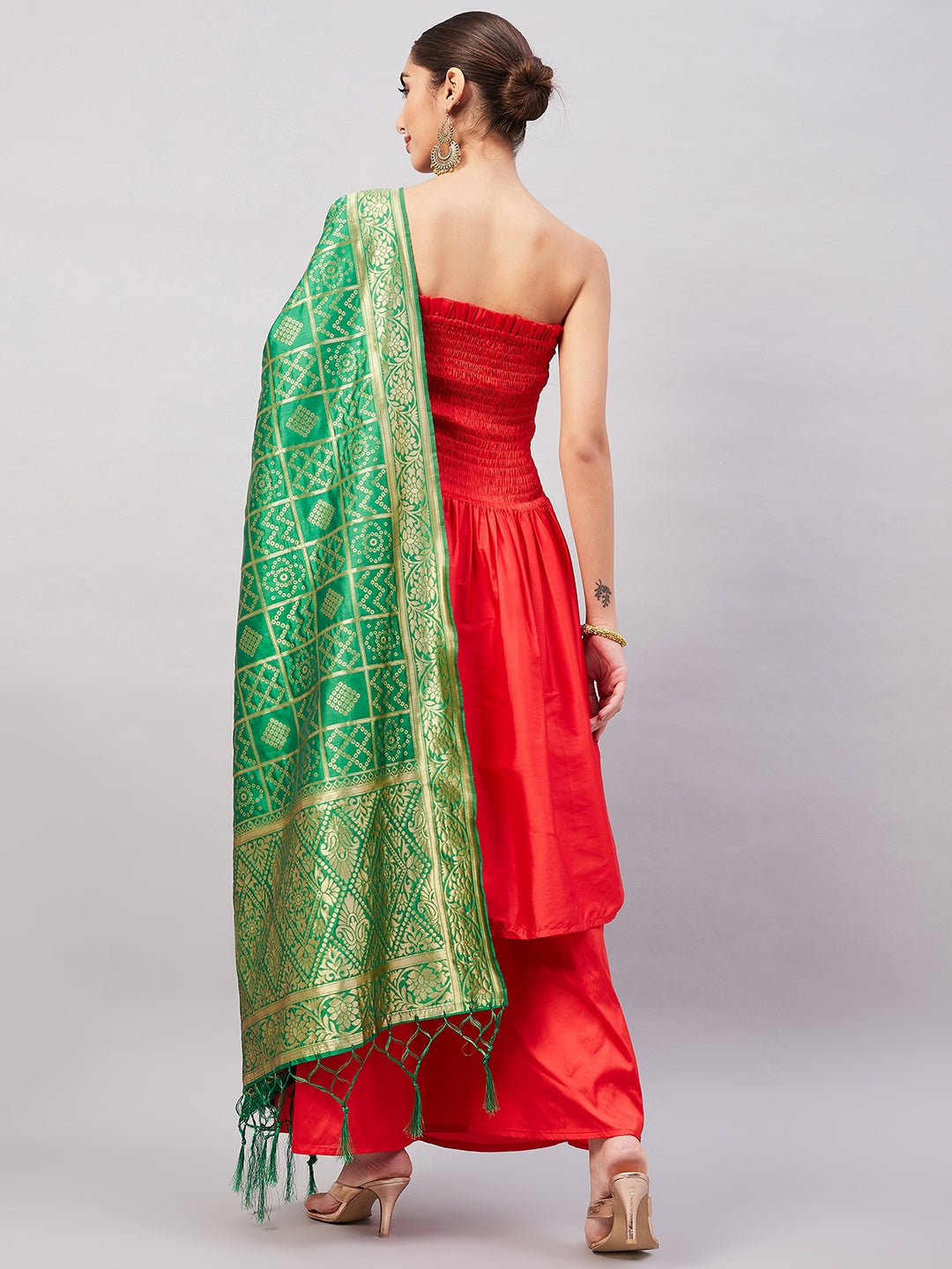 InWeave Women's Red Off Shoulder Kurta Set W Green Brocade Dupatta - Swadesiicart