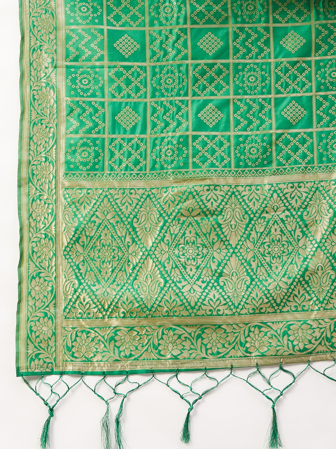 InWeave Women's Red Off Shoulder Kurta Set W Green Brocade Dupatta - Swadesiicart