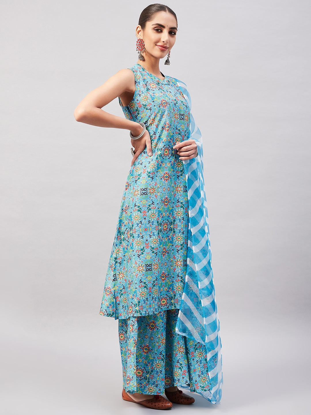 InWeave Women's Sky Blue Floral Halter Kurta Set W Sb Leh Organza Dupatta - Swadesiicart
