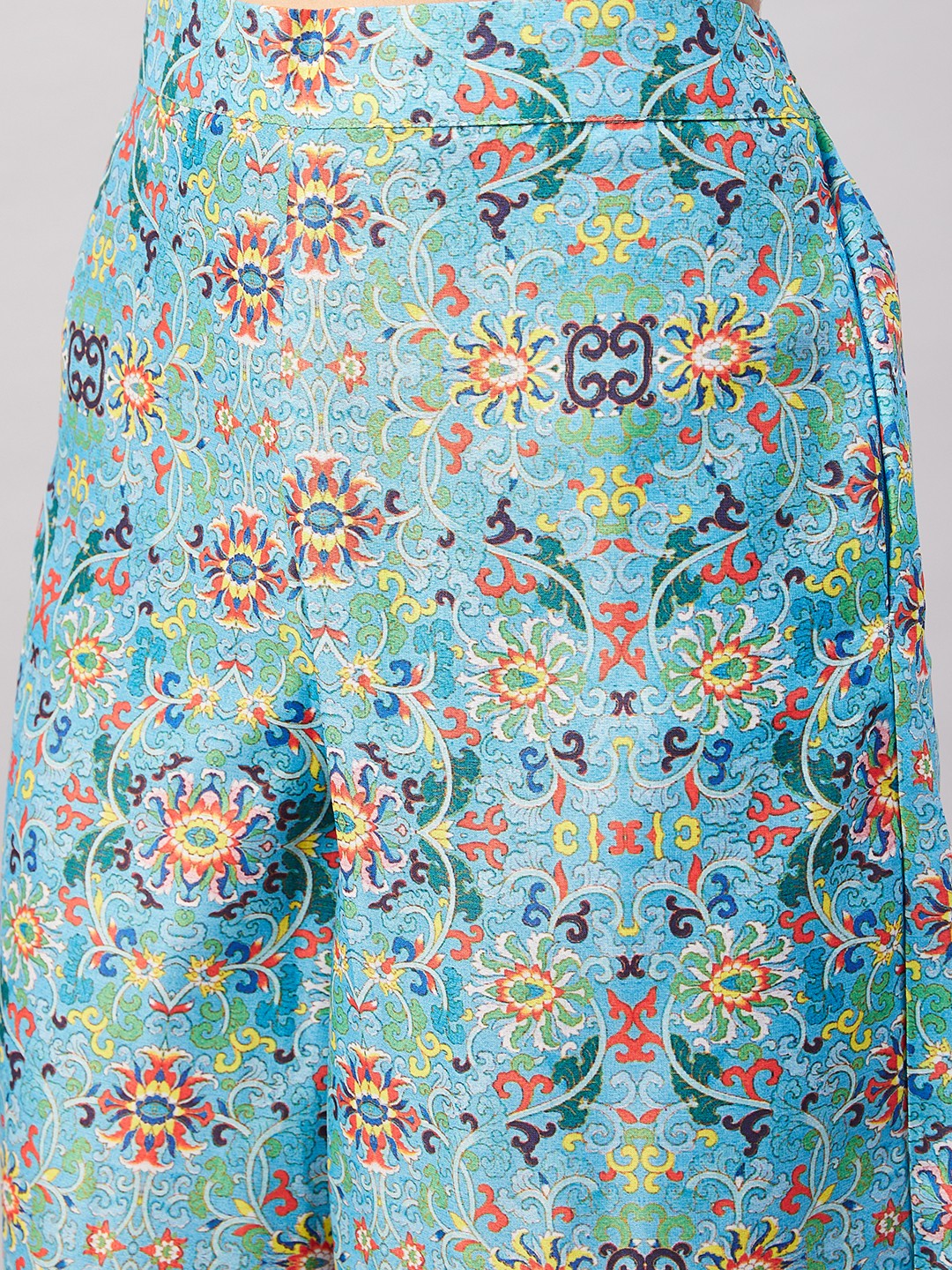 InWeave Women's Sky Blue Floral Halter Kurta Set W Sb Leh Organza Dupatta - Swadesiicart