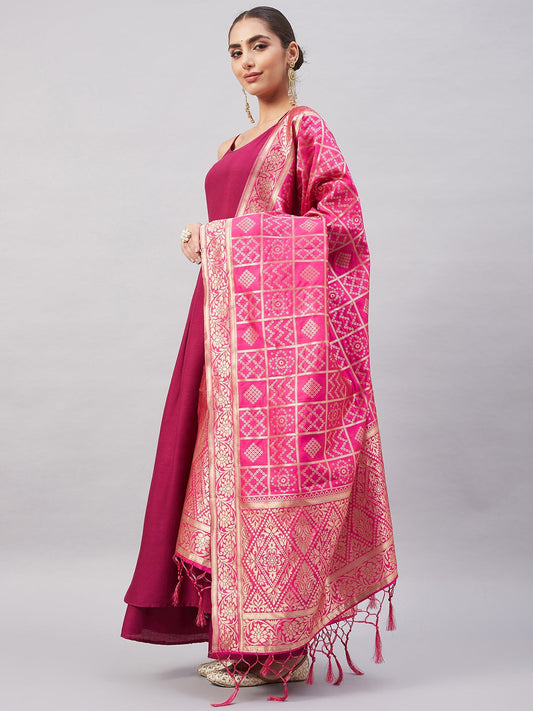 InWeave Women's Wine Solid Strappy Set With Pink Brocade Dupatta - Swadesiicart