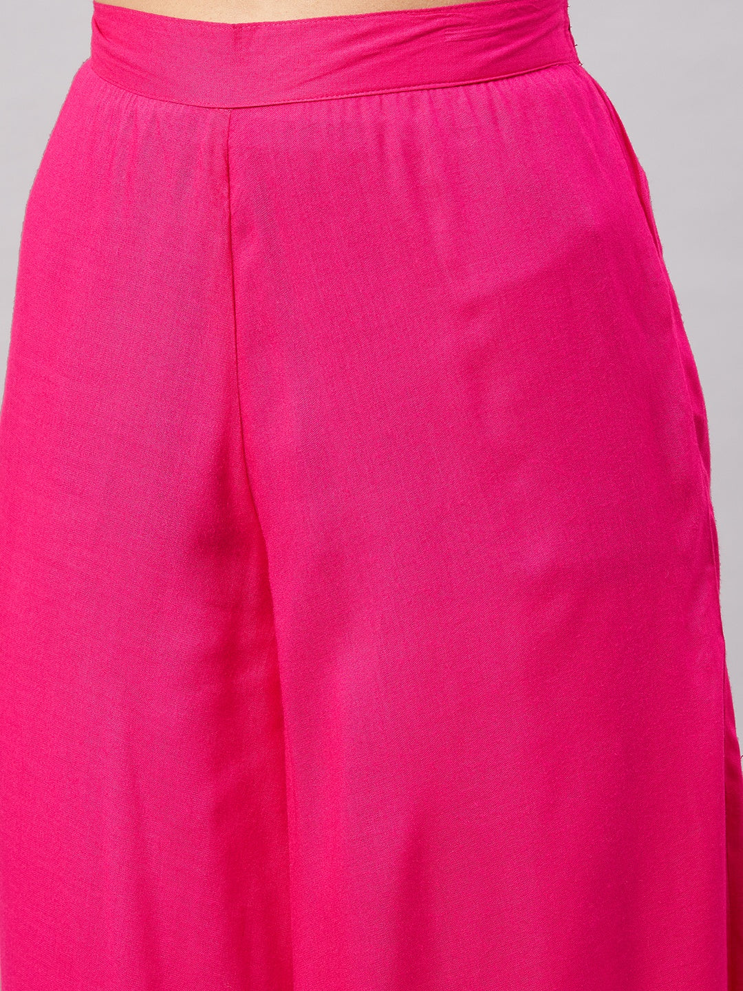 InWeave Women's Fuchsia Sleeveless Kurta Set W Black Pink Ethnic Dupatta - Swadesiicart