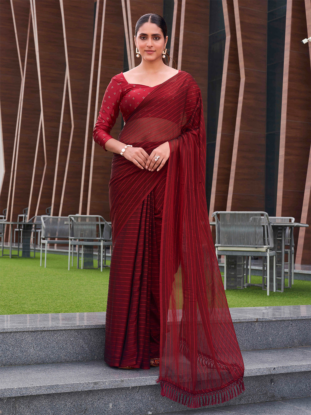 Tikhi Imli Striped Ready to Wear Saree | Swadesiicart