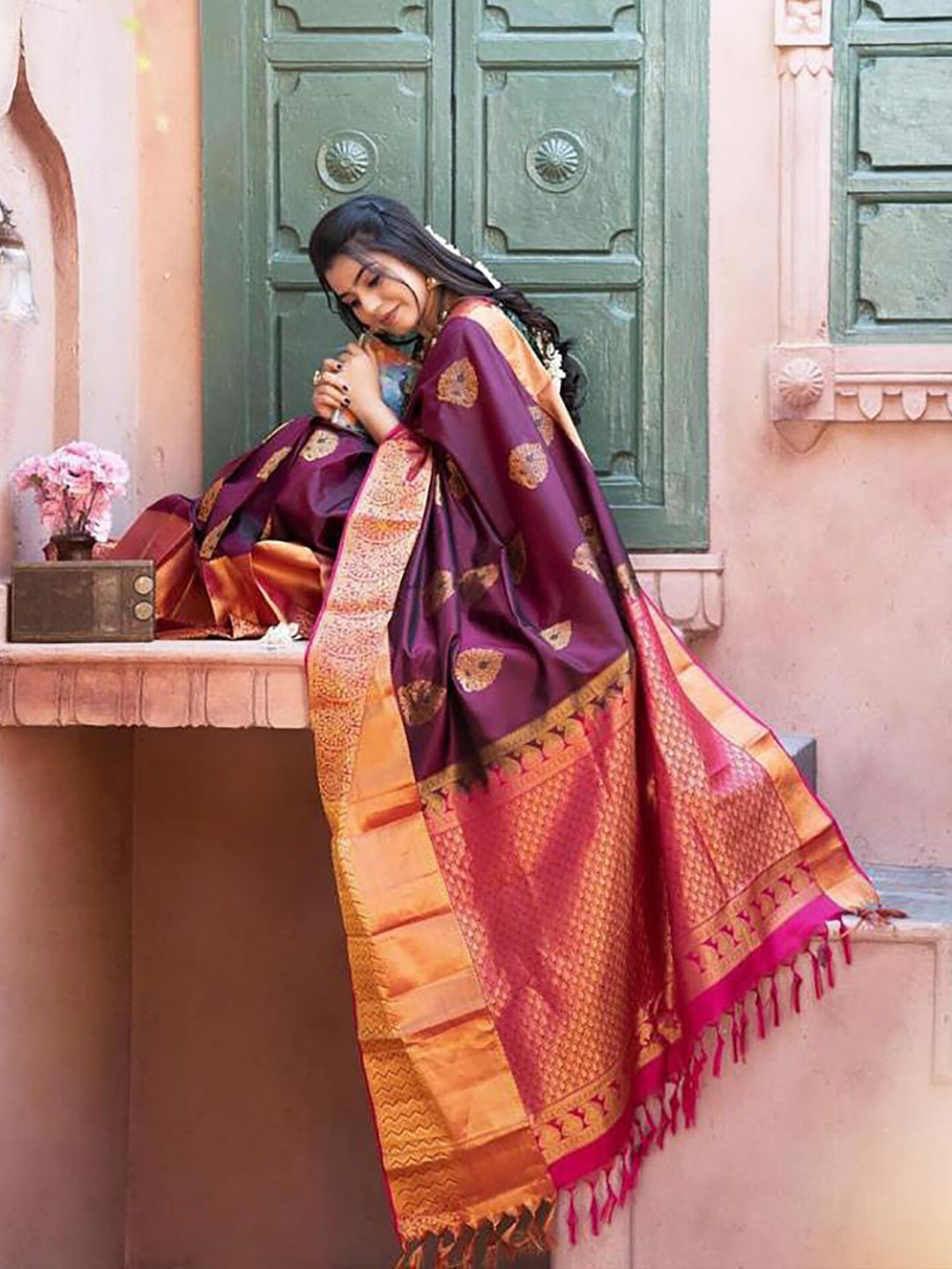 Kalini Ethnic Motifs Woven Design Silk Cotton Banarasi Saree | Swadesiicart