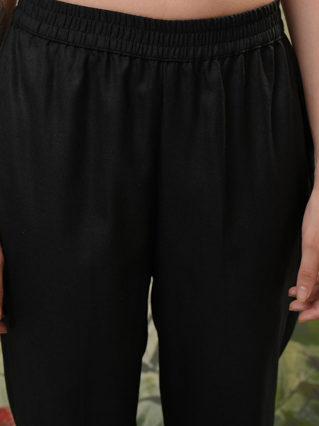 Vishudh Black Printed Regular Kurta with Trouser & Dupatta - Swadesiicart