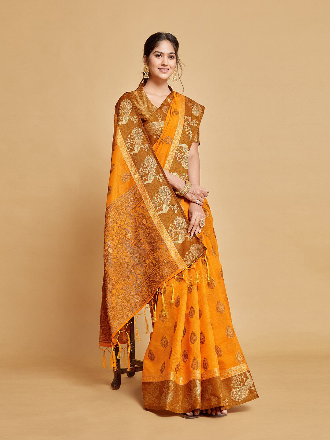Sangria Ethnic Motifs Woven Design Art Silk Banarasi Saree | Swadesiicart