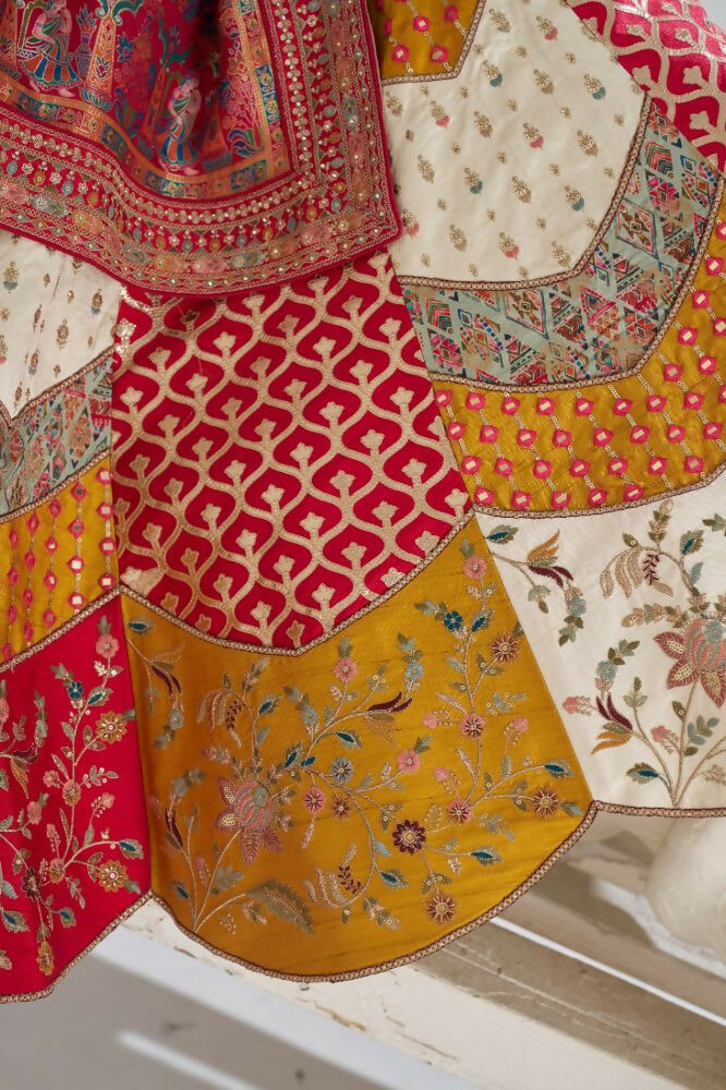 Kesar Fab White Banarasi Silk Embroidered Lehenga | Swadesiicart