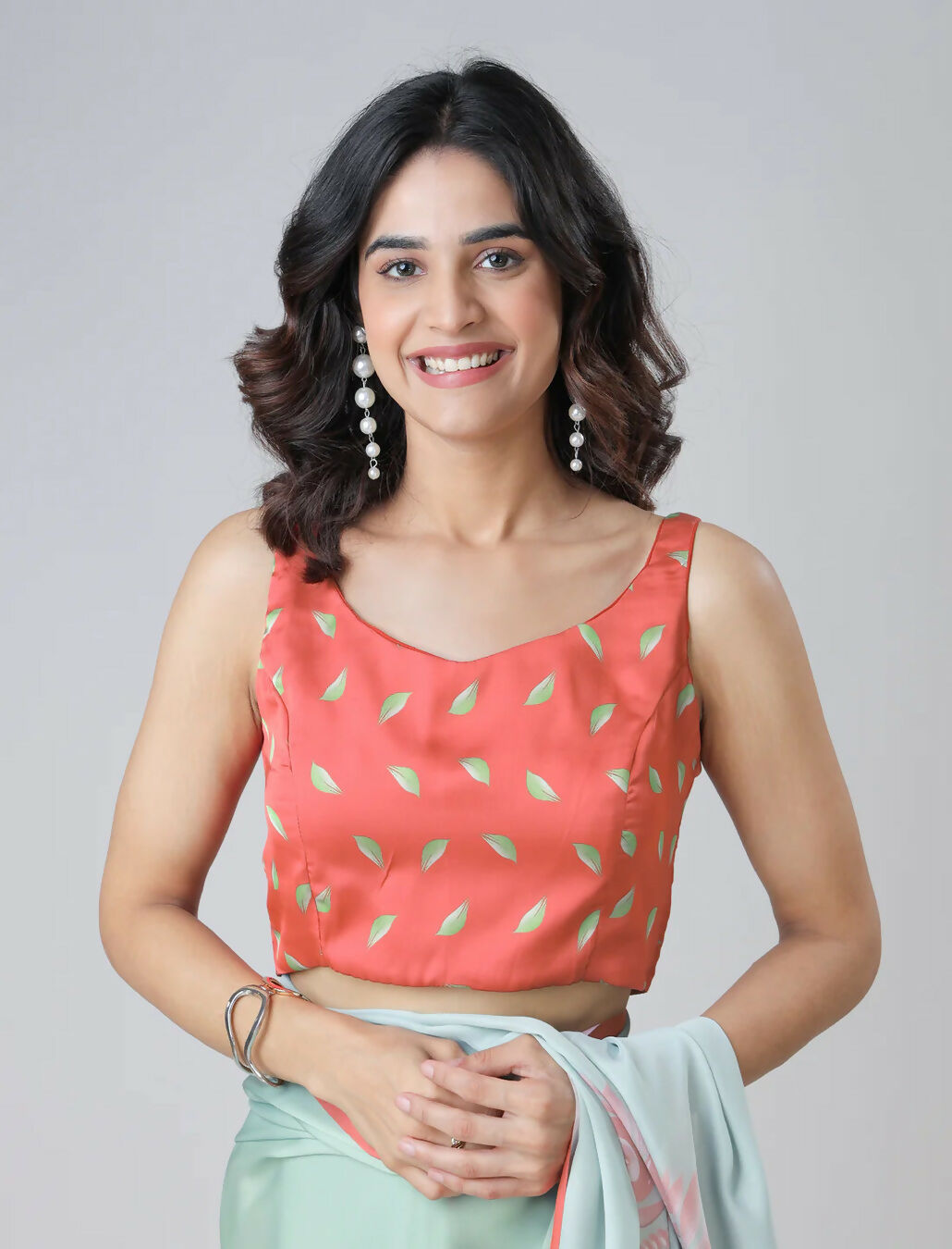Vastranavya Mint Green & Coral Mandala Print Free Hand Ready to Wear Saree | Swadesiicart