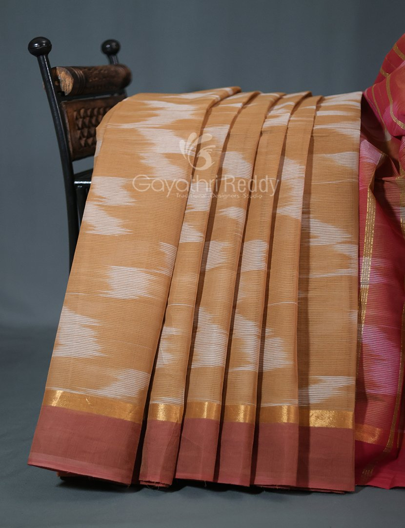 Dual Shades of Light Beige And Dark Rust Mangalagiri Ikkat Cotton Saree By Gayathri Reddy Designer Studio | Swadesiicart