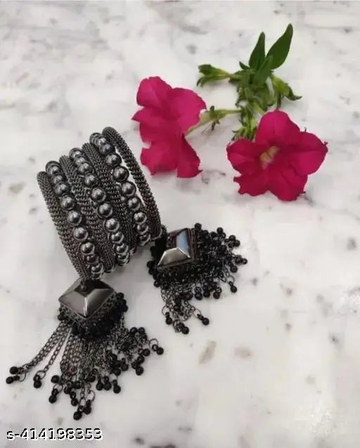 Tehzeeb Creations Women's Black Oxidised Spiral Bangle With Jhumki Style - Swadesiicart