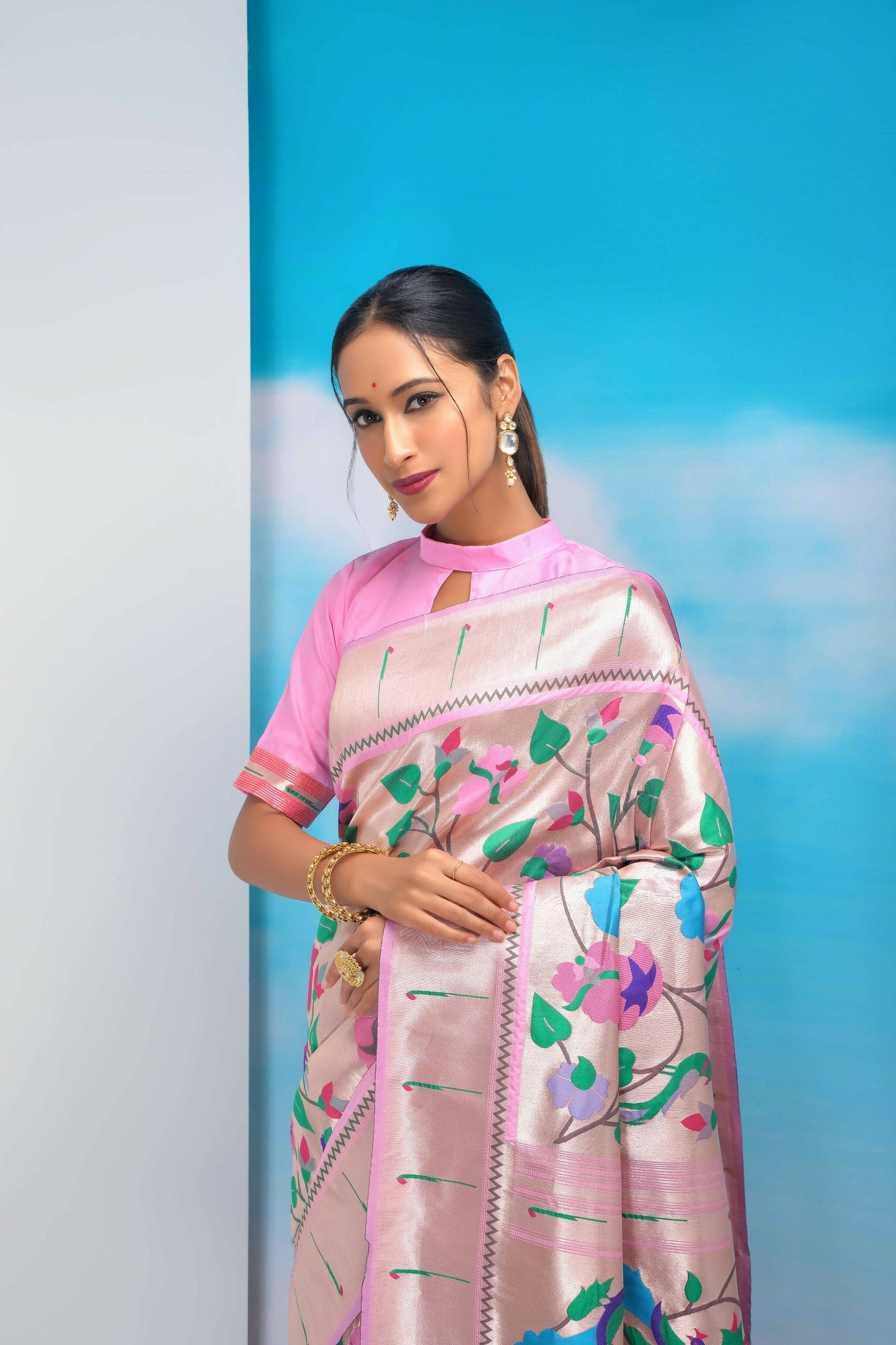 Vishnu Weaves Women's Baby Pink Paithani Silk Minakari Zari Woven Saree with Unstitched Blouse - Swadesiicart