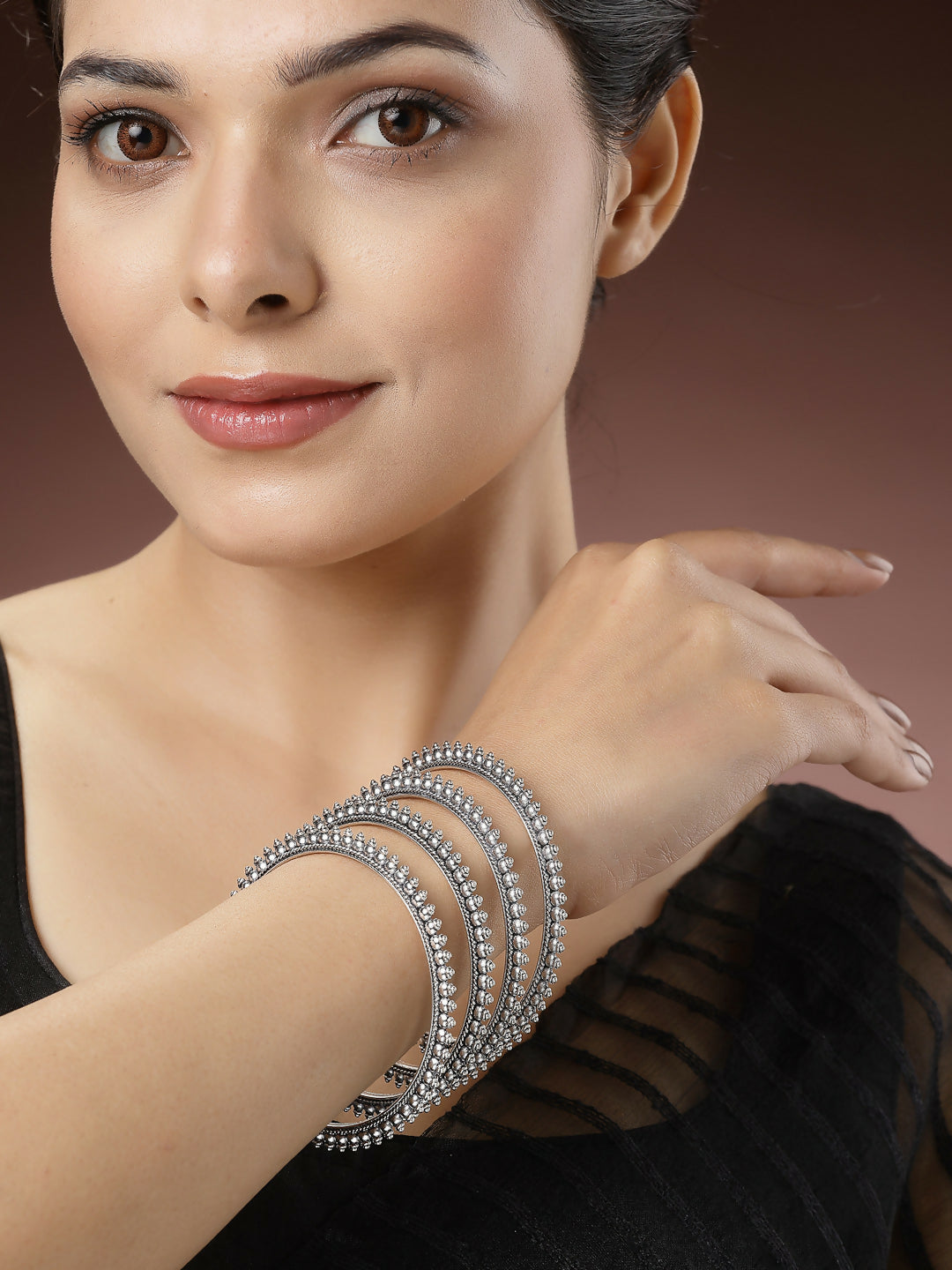NVR Women's Set of 4 Silver-Toned German Silver Oxidised Bangles - NR Retail-NVR
