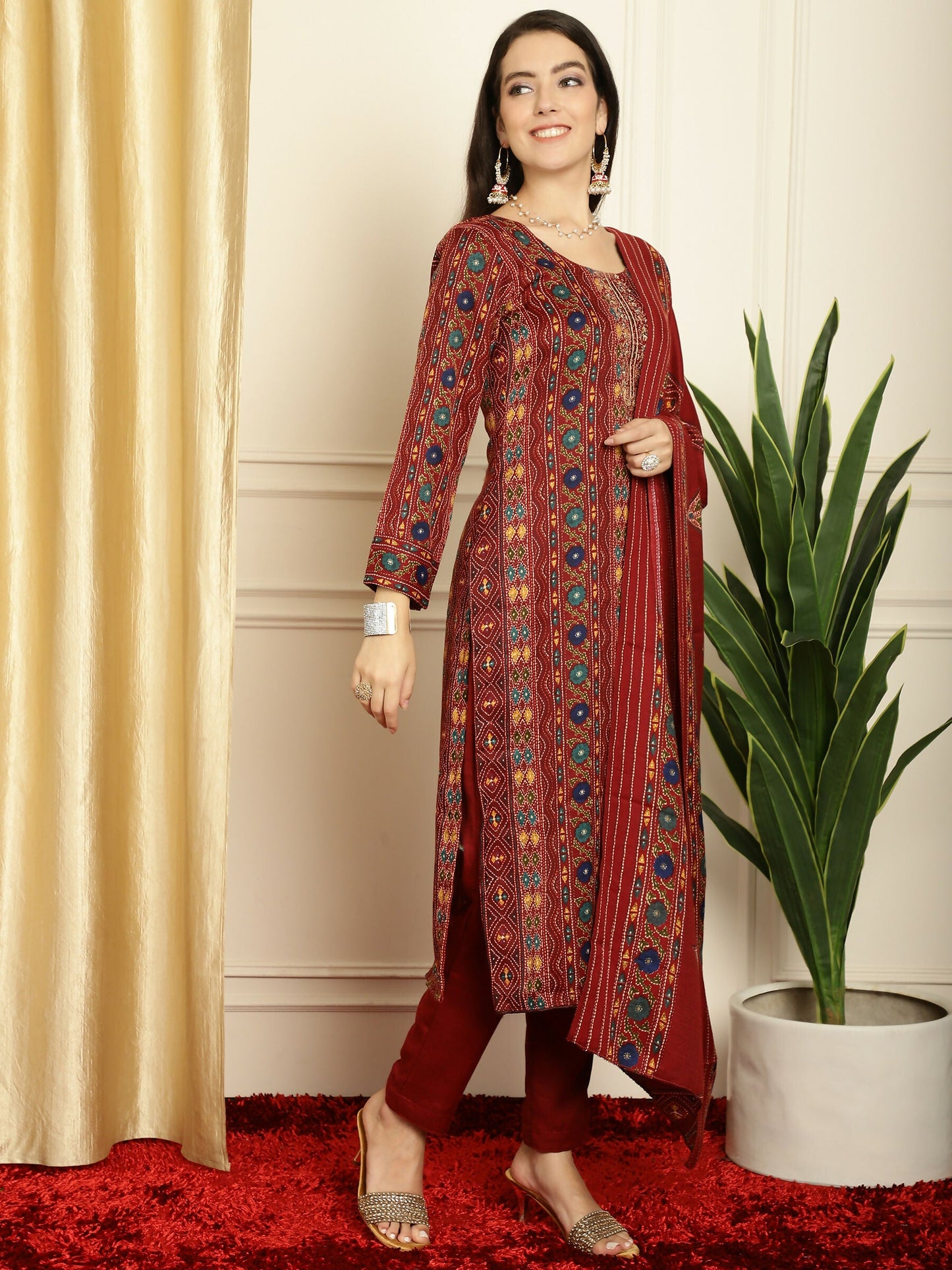 Jyoti Fashion Women's Maroon Pashmina Floral Digital Printed Kurta with Trouser & Dupatta | Swadesiicart