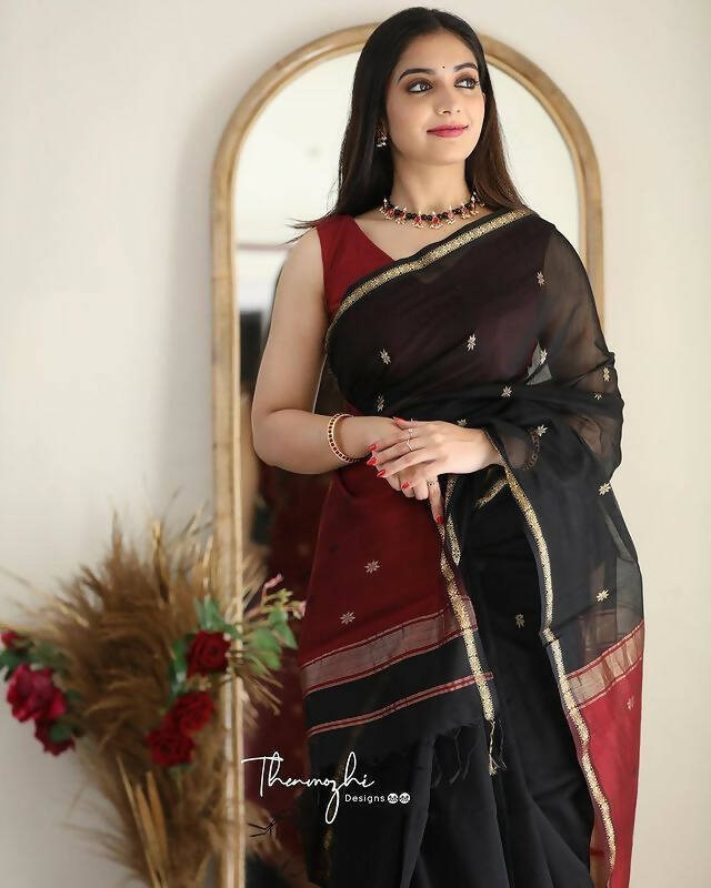 DEIANA'S Beautiful Designer Golden zari Soft Cotton Saree - Navy Blue - Swadesiicart