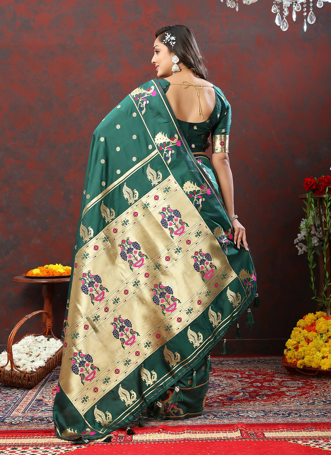 Lorenvalley Fashion Green Soft Paithani Silk Woven Design Gold Zari Meenakari Weaving Saree - Swadesiicart