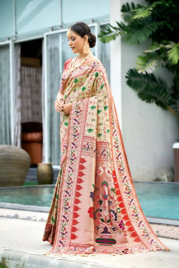 Vishnu Weaves Women's White Paithani Patola Silk Zari Woven Saree with Unstitched Blouse - Swadesiicart