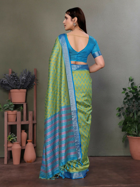 Joban Fashion Parrot Green Plain Banarasi Silk Sarees | Swadesiicart
