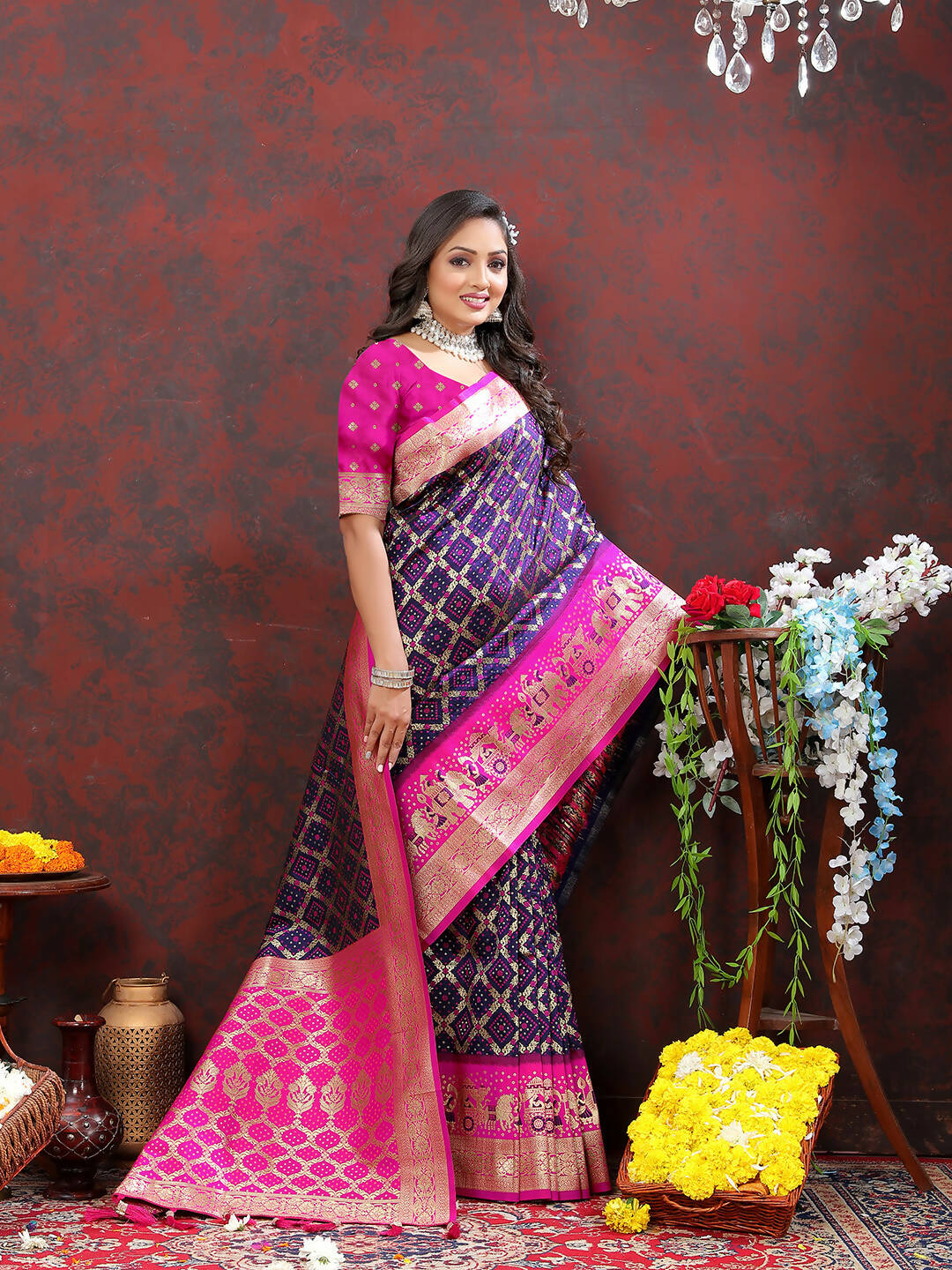 Lorenvalley Fashion Purple & Magenta Patola Silk Woven Design Meenakari Weaving Saree - Swadesiicart