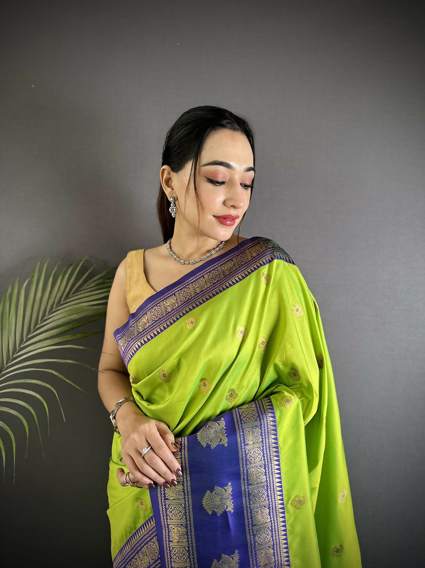 Joban Fashion Parrot Green Banarasi Soft Silk Woven Butti Saree | Swadesiicart