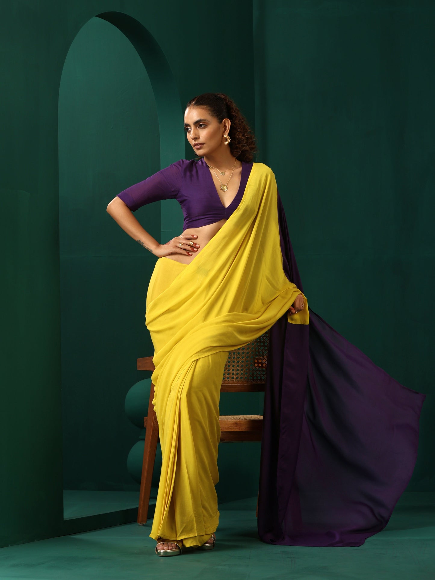 trueBrowns Yellow Purple Muslin Silk Ready to Wear Saree | Swadesiicart