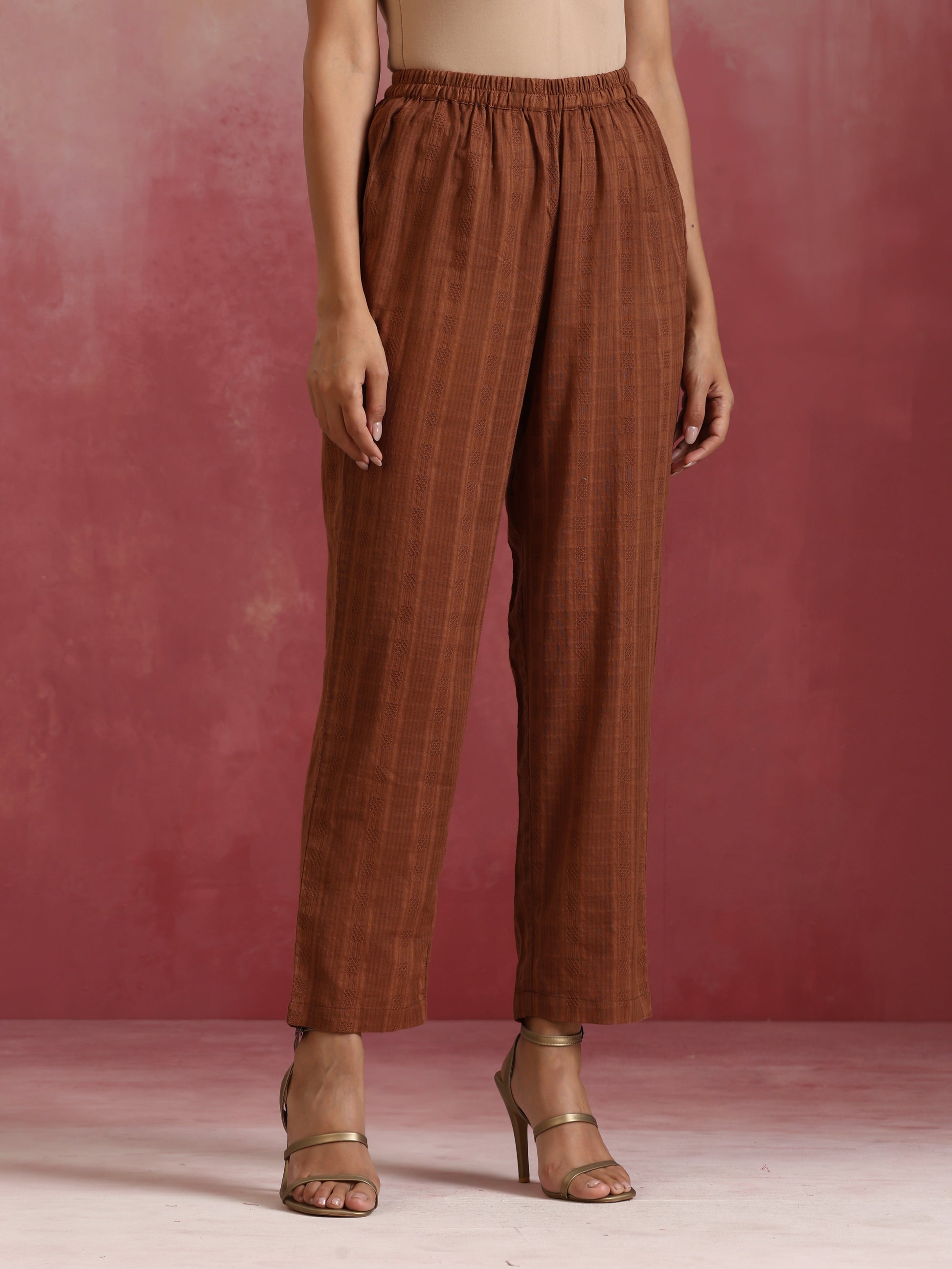 trueBrowns Brown Cotton Dobby Kurta Co-ord set - Swadesiicart