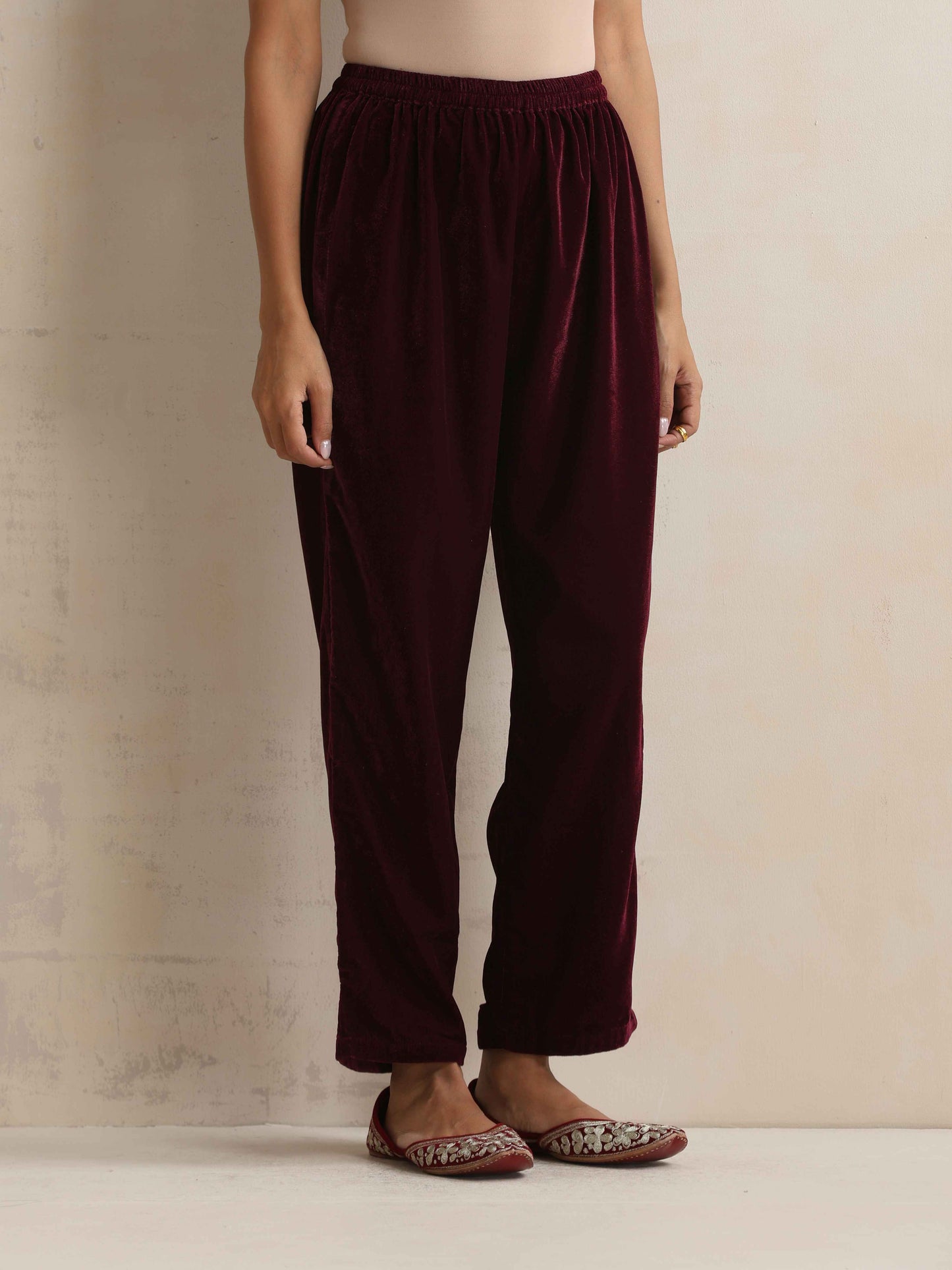 trueBrowns Purple Velvet Kurta Co-ord Set - Swadesiicart