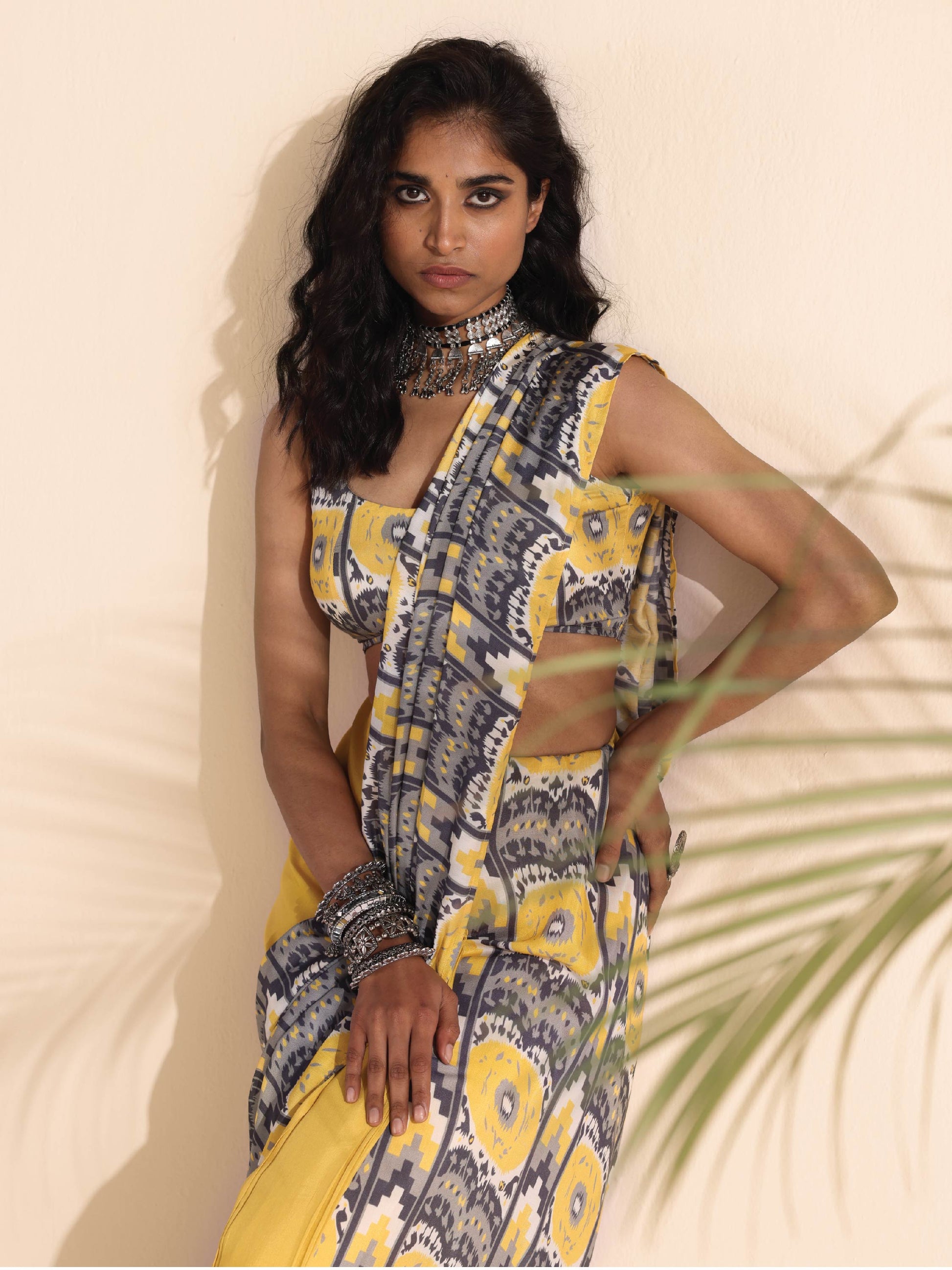 trueBrowns Yellow Muslin Ikat Ready to Wear Saree | Swadesiicart