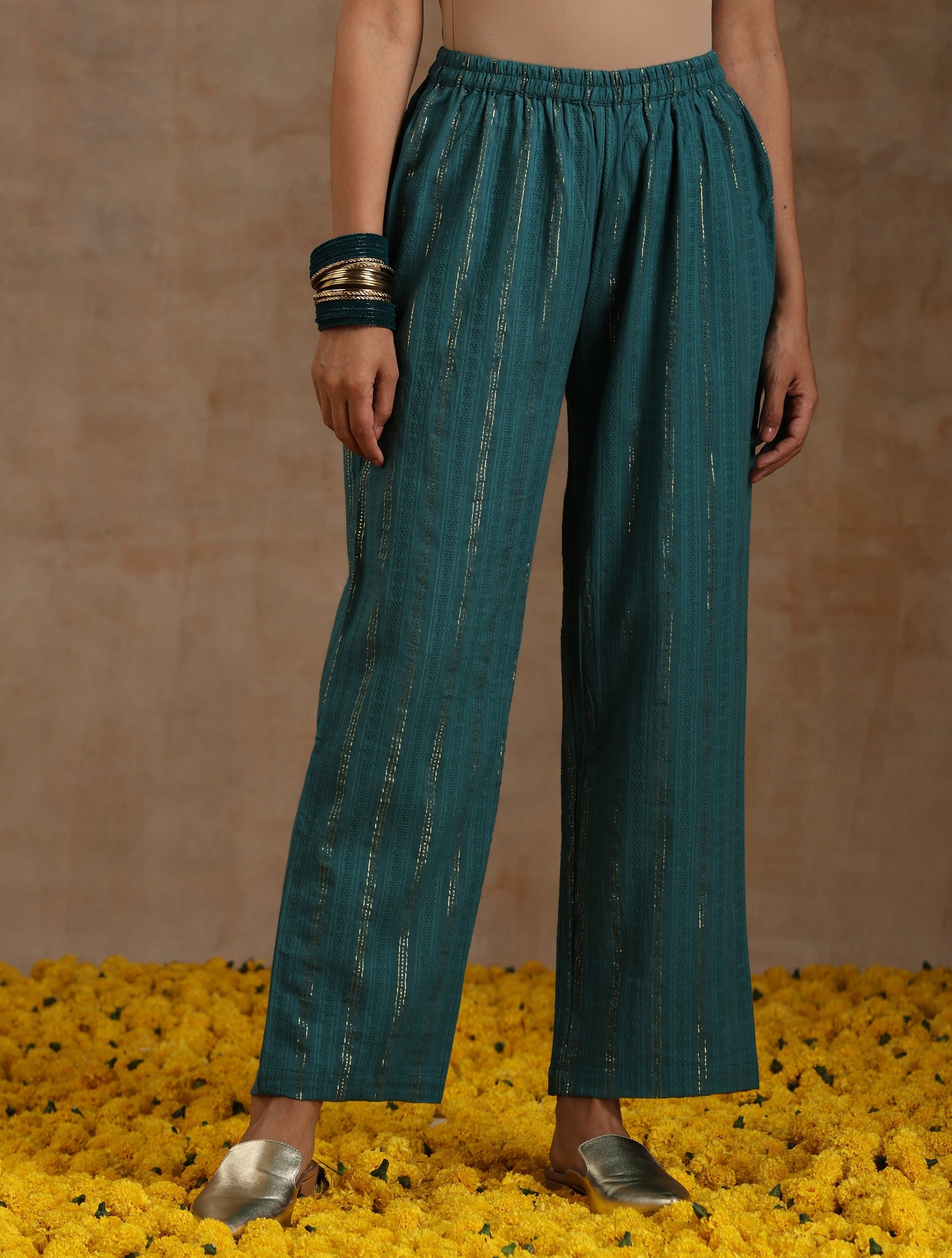 trueBrowns Deep Sea Gold Cotton Kalidar Kurta Set | Swadesiicart