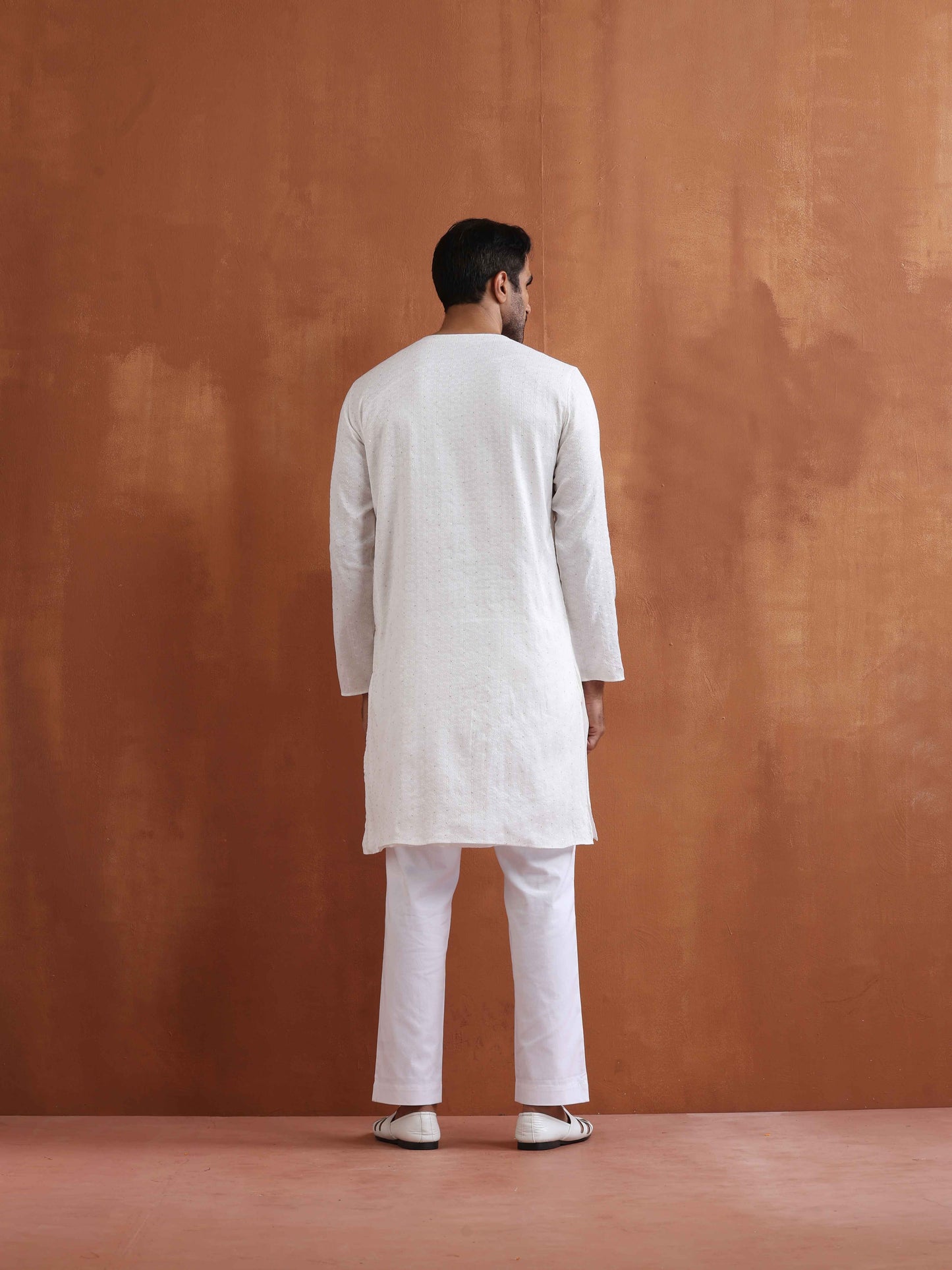 trueBrowns Men's Ivory Sequin Chanderi Kurta | Swadesiicart