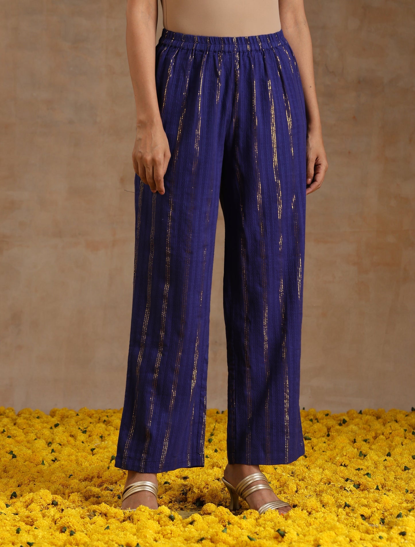 trueBrowns Spectrum Blue Gold Cotton Overlap Co-Ord Set - Swadesiicart