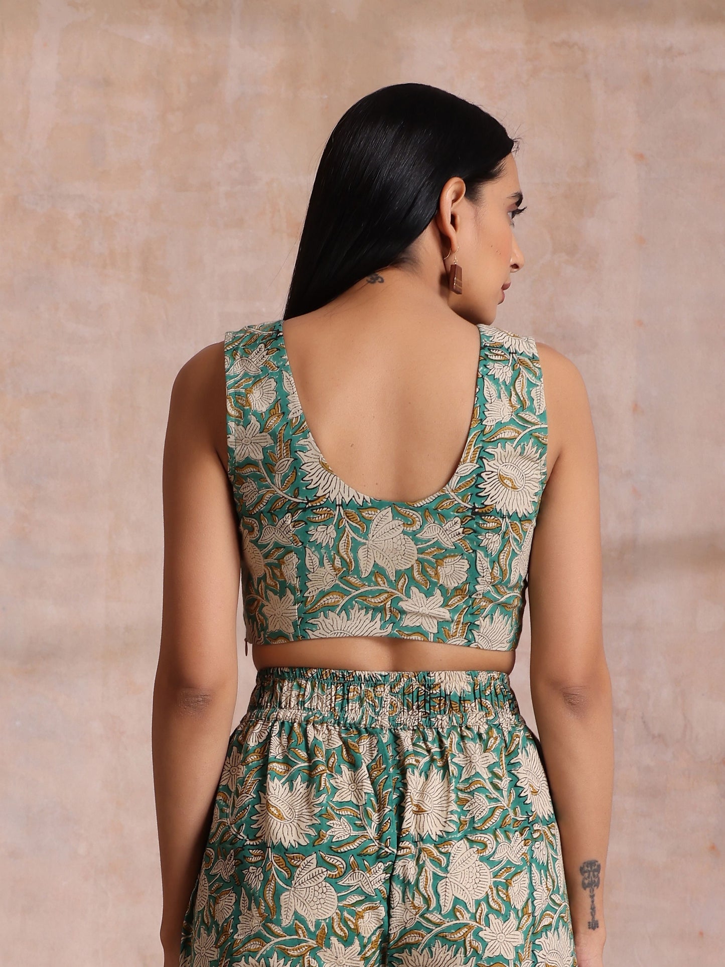 trueBrowns Fern Green Overall Floral Block Print Cotton Pant Suit Set | Swadesiicart