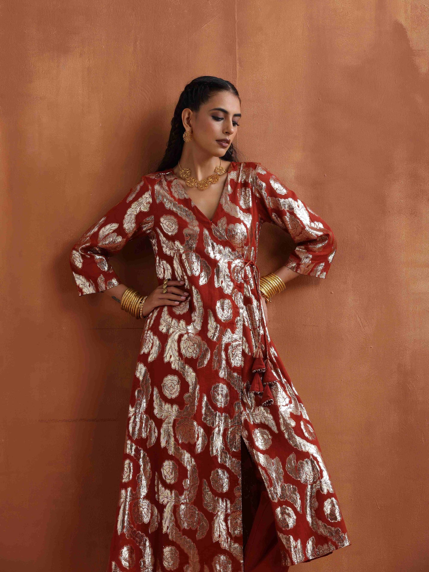 trueBrowns Rust Metallic Angrakha Kurta Set | Swadesiicart