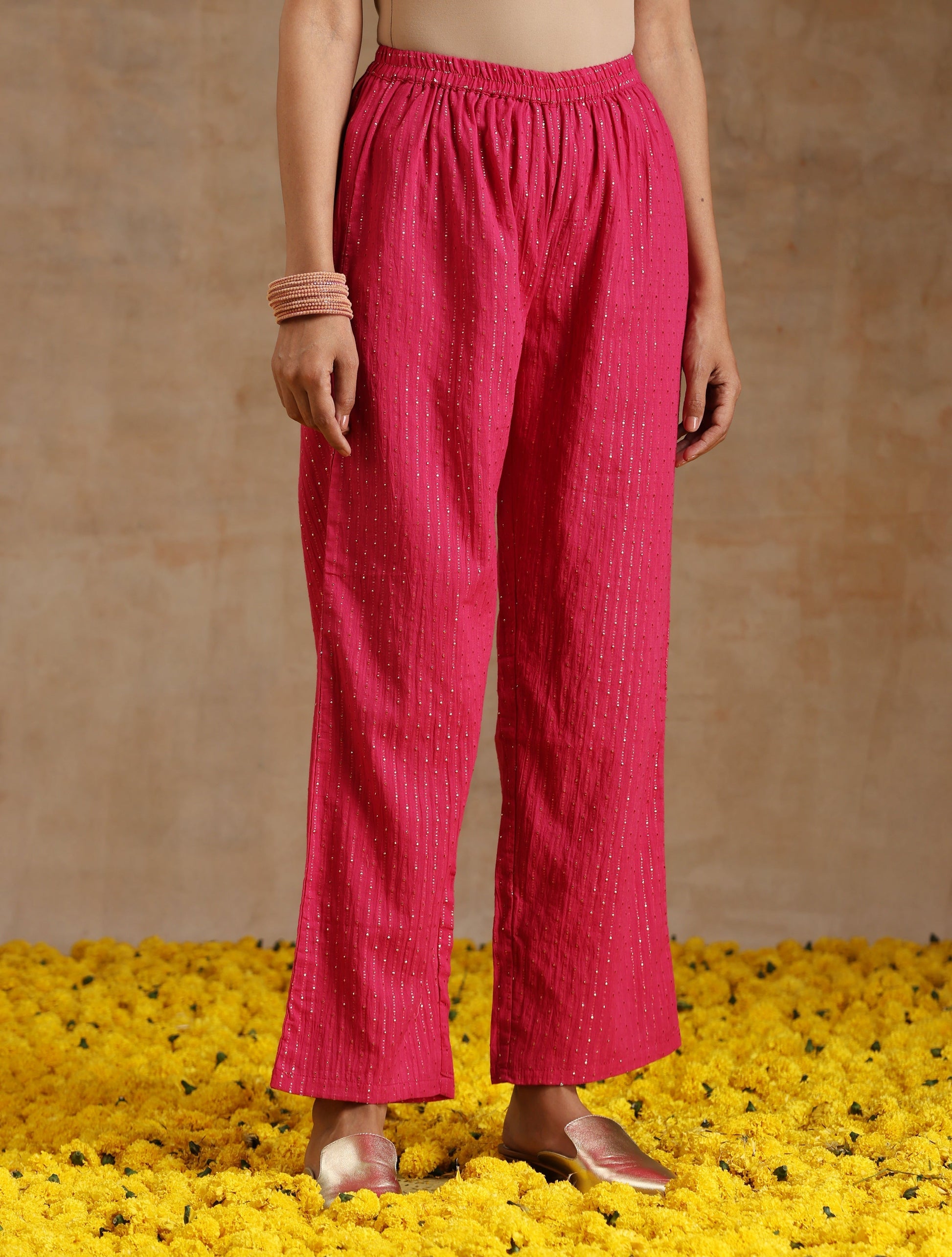 trueBrowns Pink Gold Cotton Short Co-Ord Set - Swadesiicart