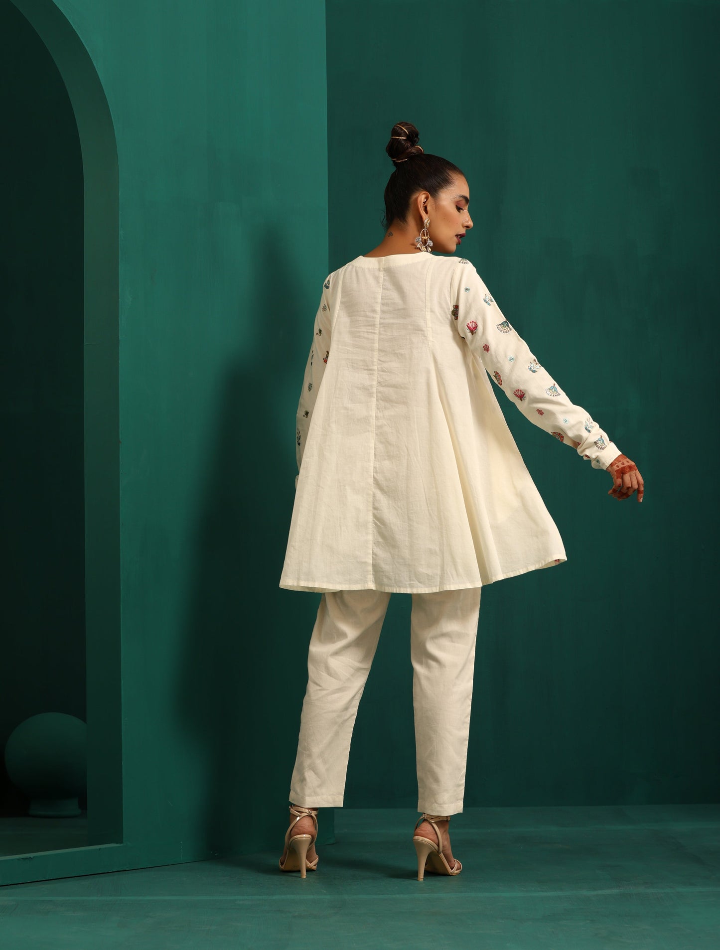 trueBrowns Ivory Multi Color Floral Cotton Flared Co-ord Set - Swadesiicart
