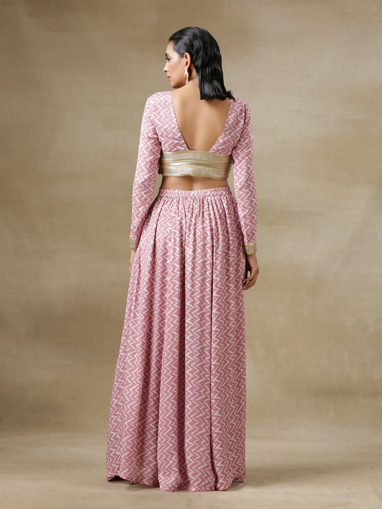 trueBrowns Light Mauve Bandhani Printed Silk Top Skirt Set - Swadesiicart