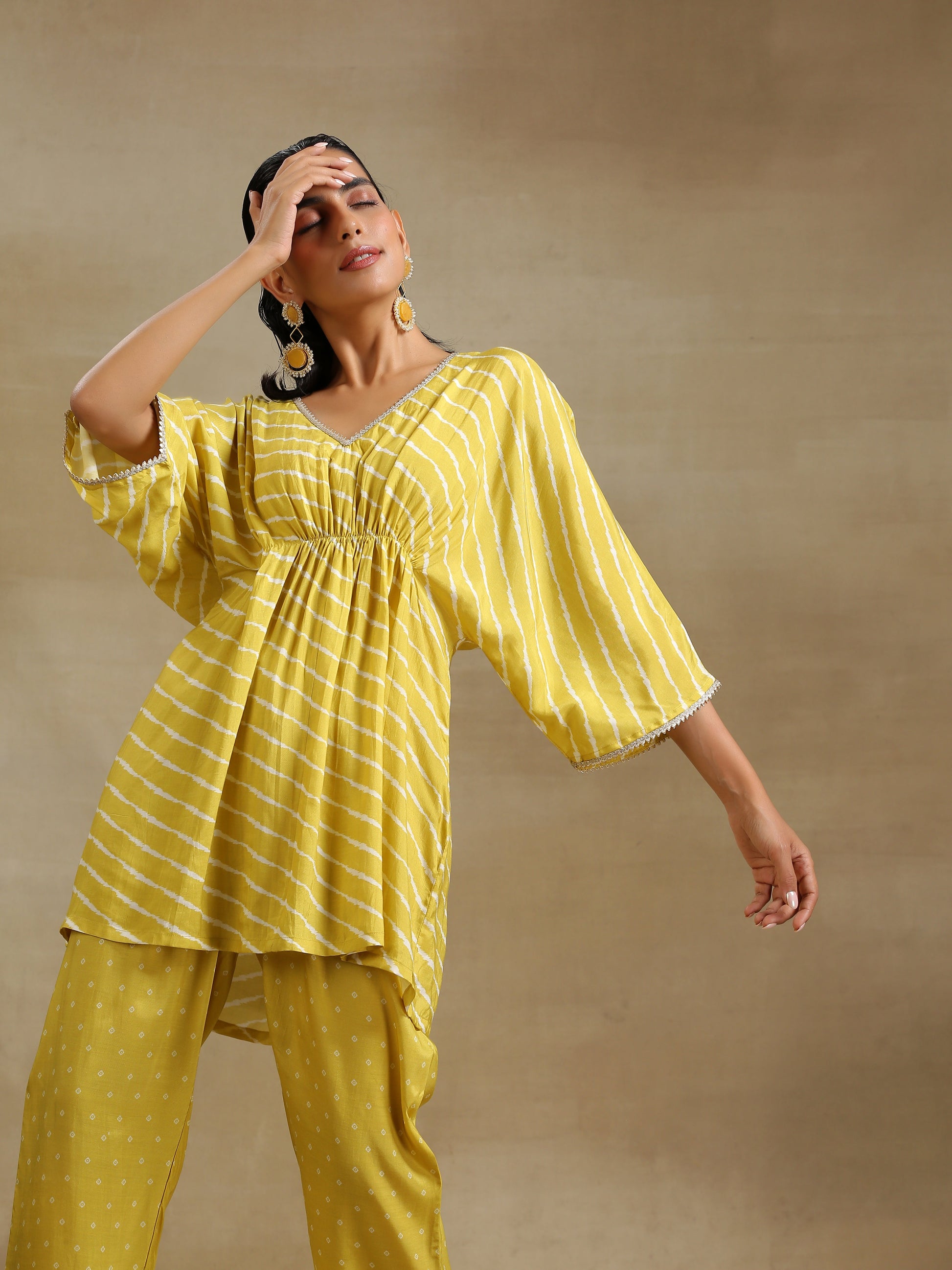 trueBrowns Lime Green Bandhani Printed Silk Drop Shoulder Co-Ord Set - Swadesiicart