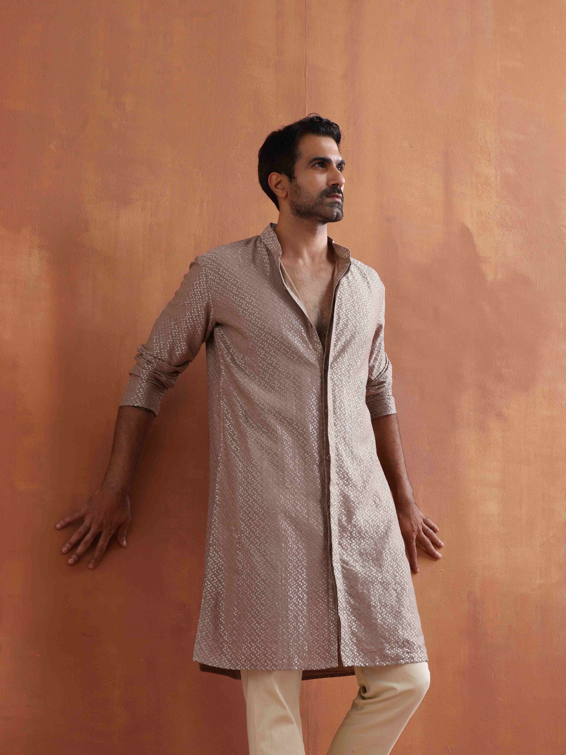 trueBrowns Men's Beige Cotton Dobby Kurta | Swadesiicart