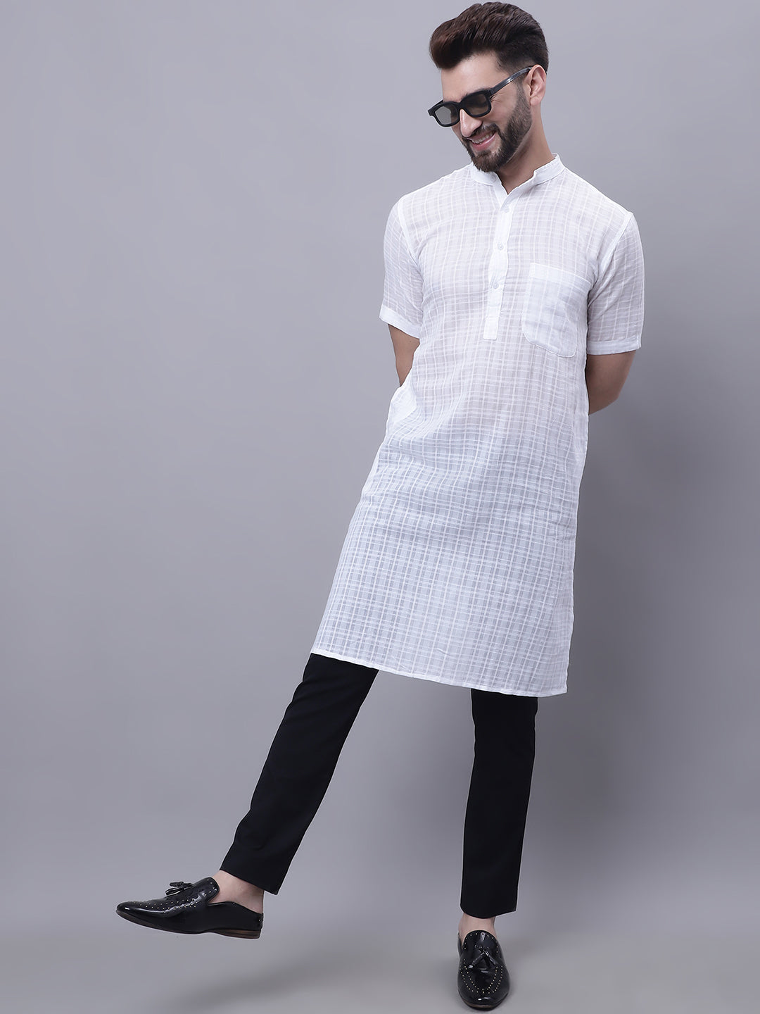 Even Apparels White Pure Cotton Short Sleeves Kurta With Band Collar | Swadesiicart