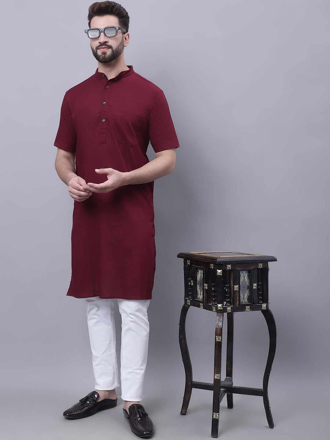 Even Apparels Red Pure Cotton Short Sleeves Kurta With Band Collar | Swadesiicart