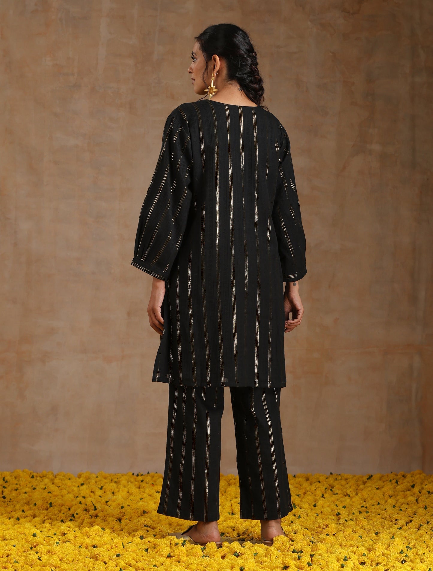 trueBrowns Black Gold Cotton Relaxed Co-Ord Set - Swadesiicart