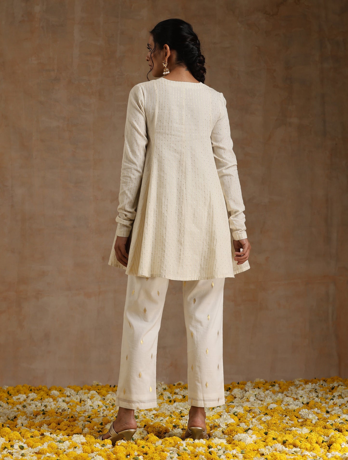 trueBrowns Ivory Gold Cotton Flared Co-Ord Set - Swadesiicart