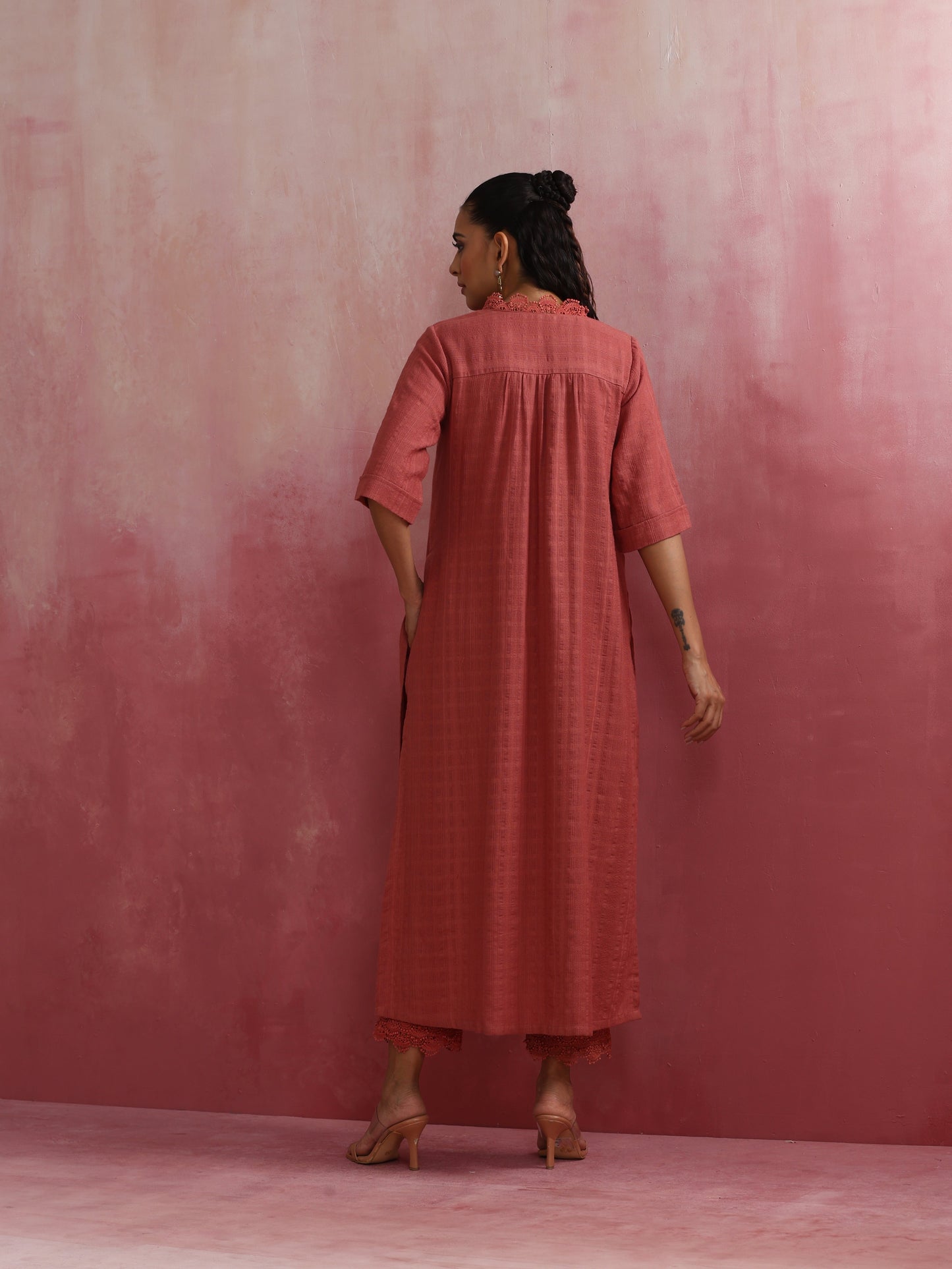trueBrowns Peach High low Cotton Dobby Kurta Set | Swadesiicart