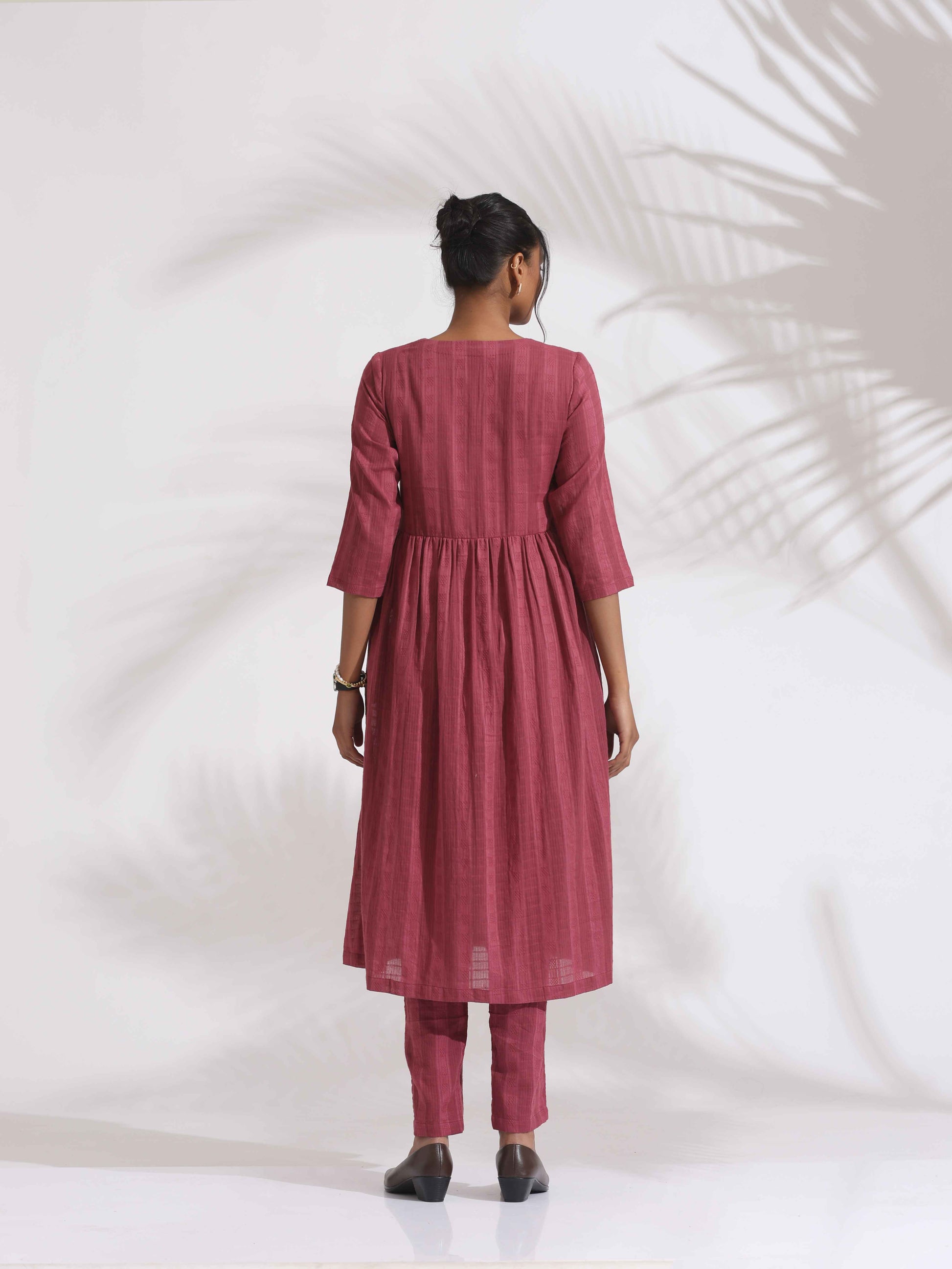trueBrowns Maroon Cotton Flared Kurta Set | Swadesiicart