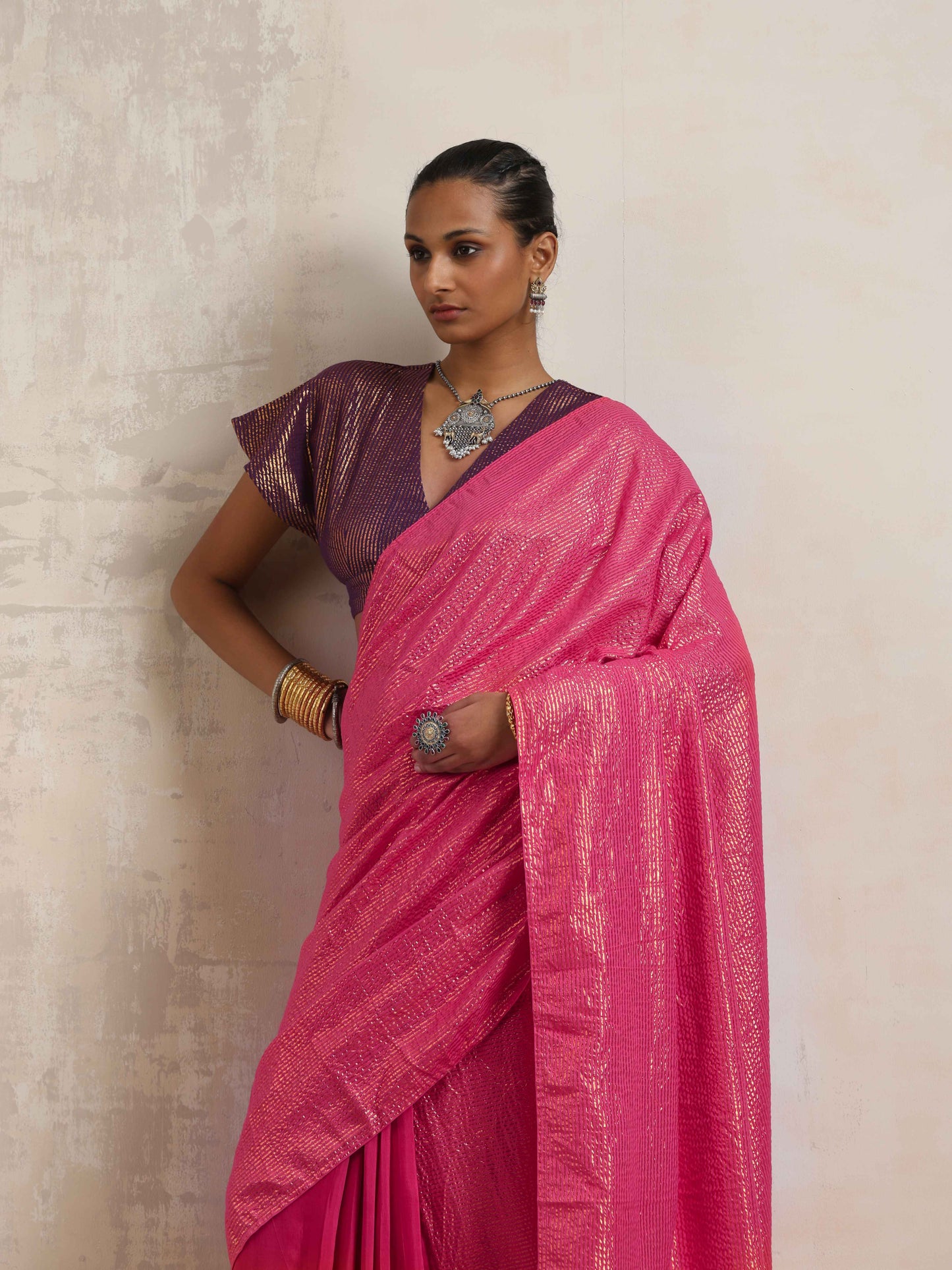 trueBrowns Pink Gold Lurex Ready To Wear Saree | Swadesiicart